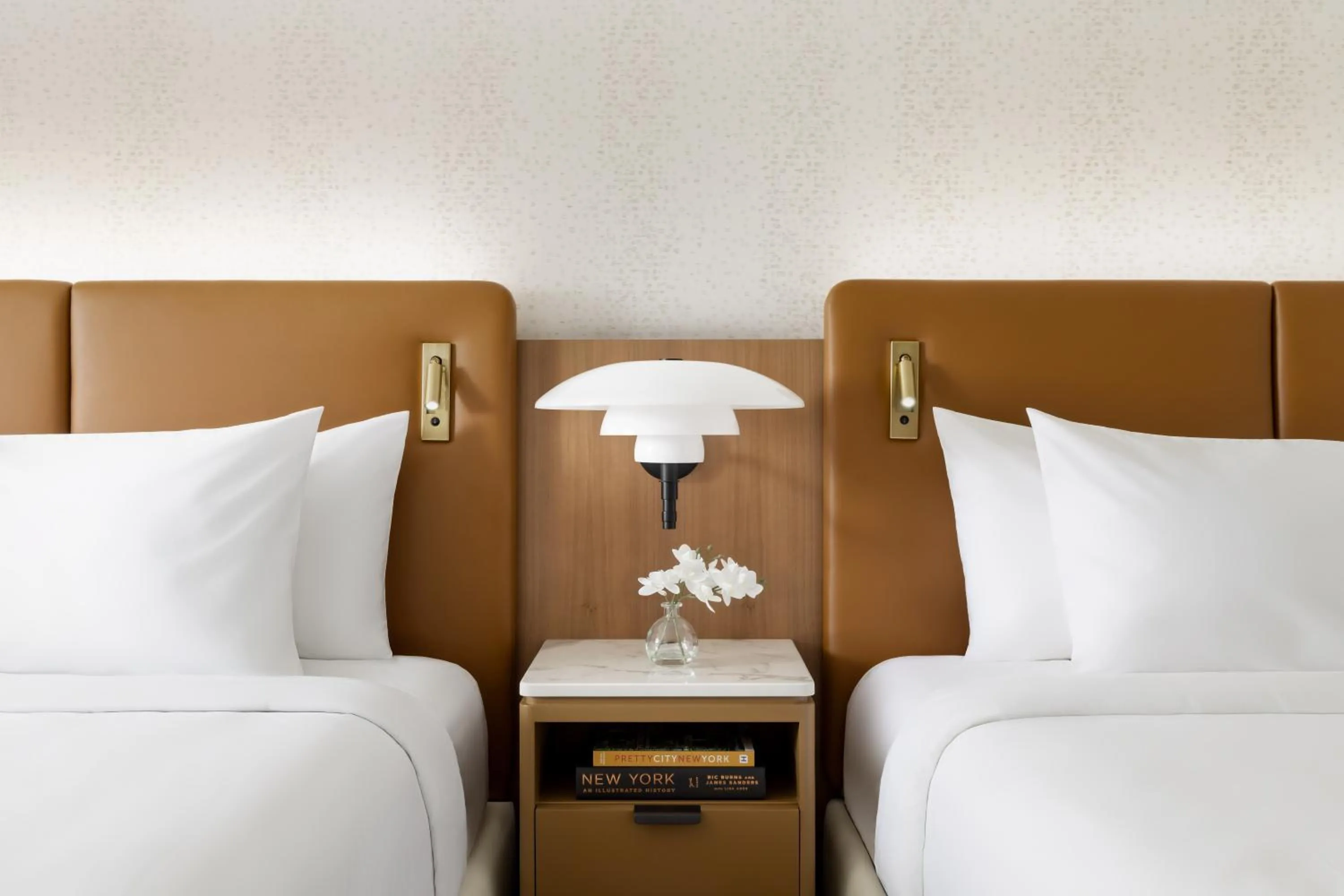 Bedroom, Bed in Crowne Plaza Times Square Manhattan, an IHG Hotel