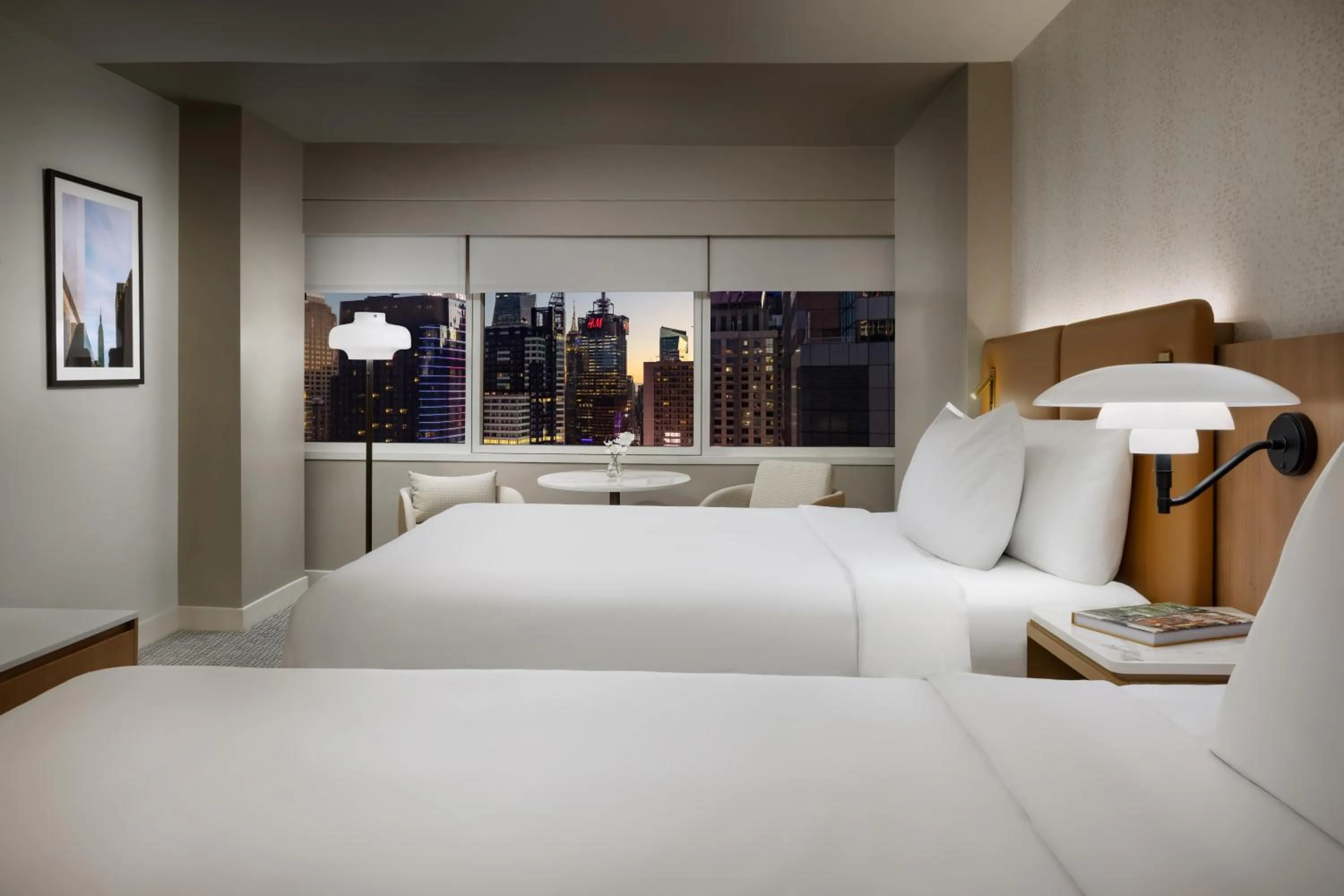 Photo of the whole room, Bed in Crowne Plaza Times Square Manhattan, an IHG Hotel
