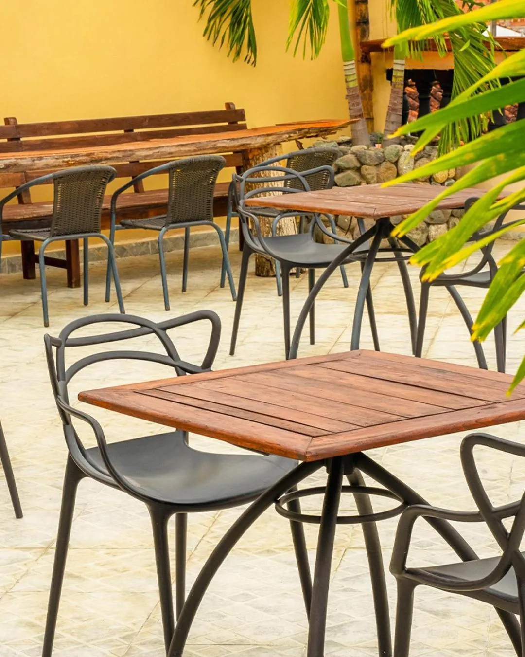 Restaurant/places to eat in Curazao Hotel -Centro Histórico-