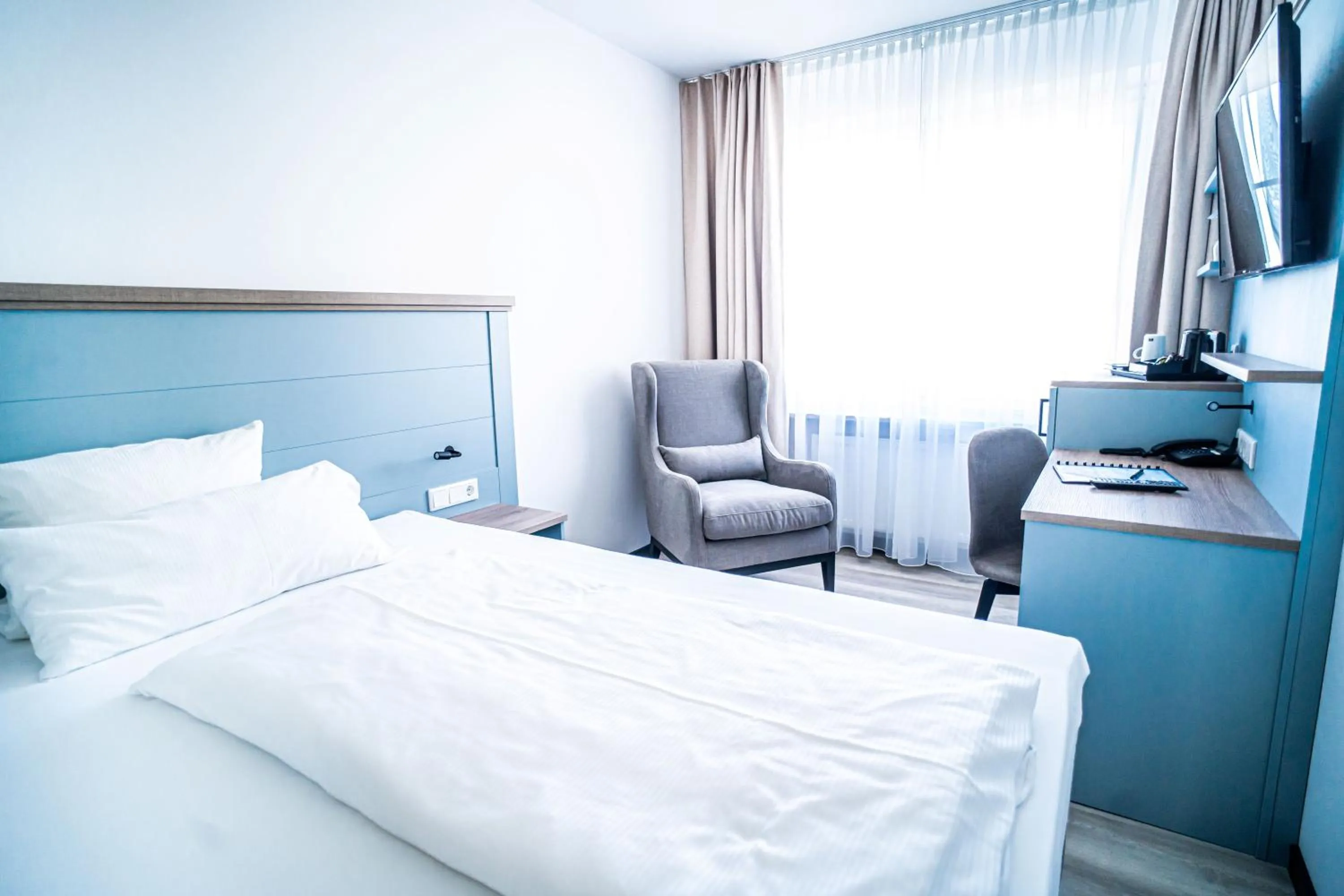 Bedroom, Bed in Hotel Seeschwalbe