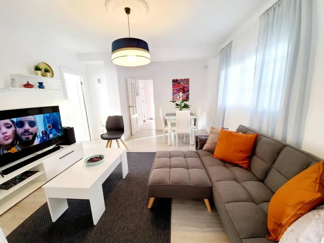 Apartamento Sol y Sur- Netflix y Parking Gratis Apartamento Sol y Sur- Netflix y Parking Gratis