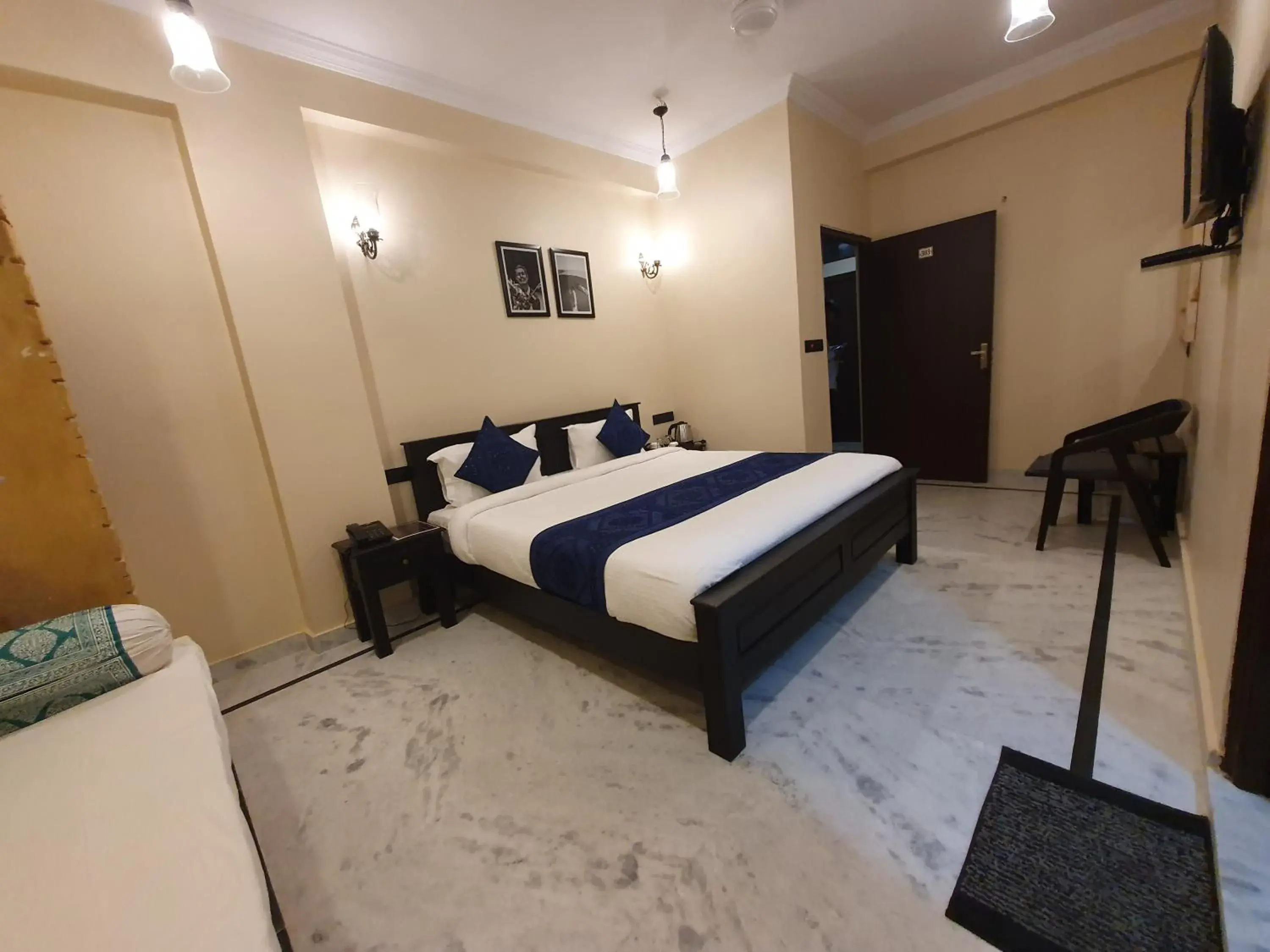 Bedroom, Bed in Hotel Vasshifa Palace Bedroom, Bed in Hotel Vasshifa Palace