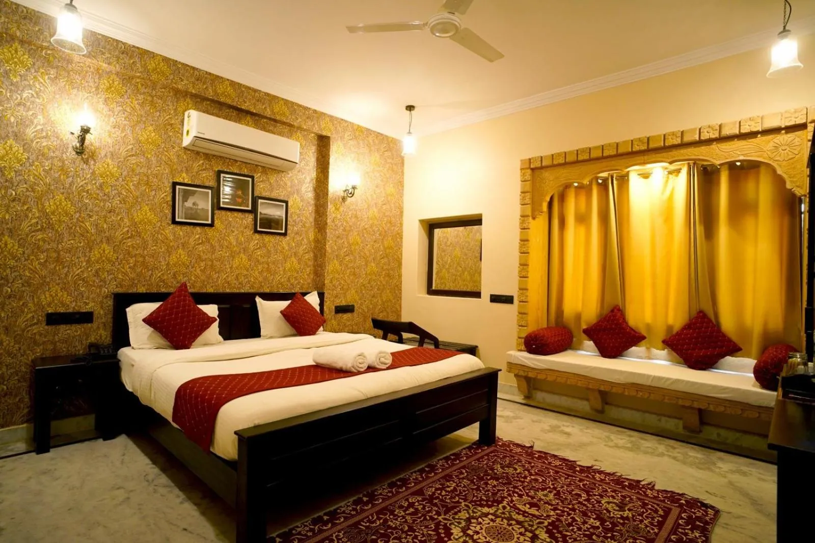 Bed in Hotel Vasshifa Palace