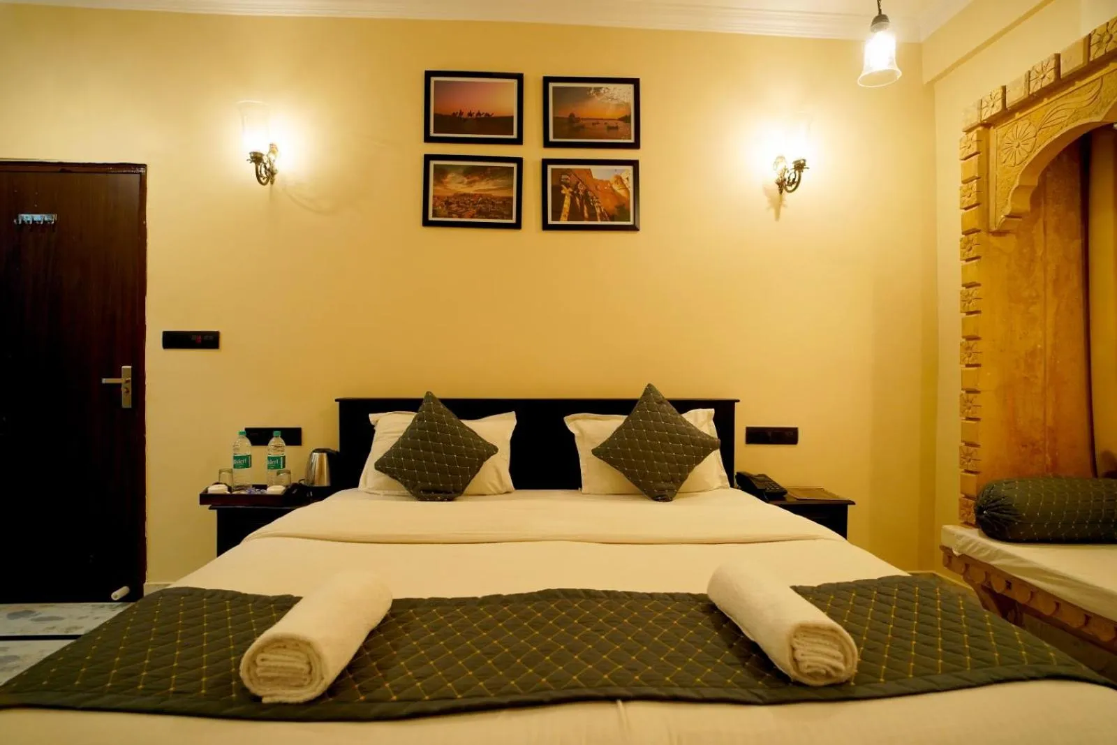 Bed in Hotel Vasshifa Palace
