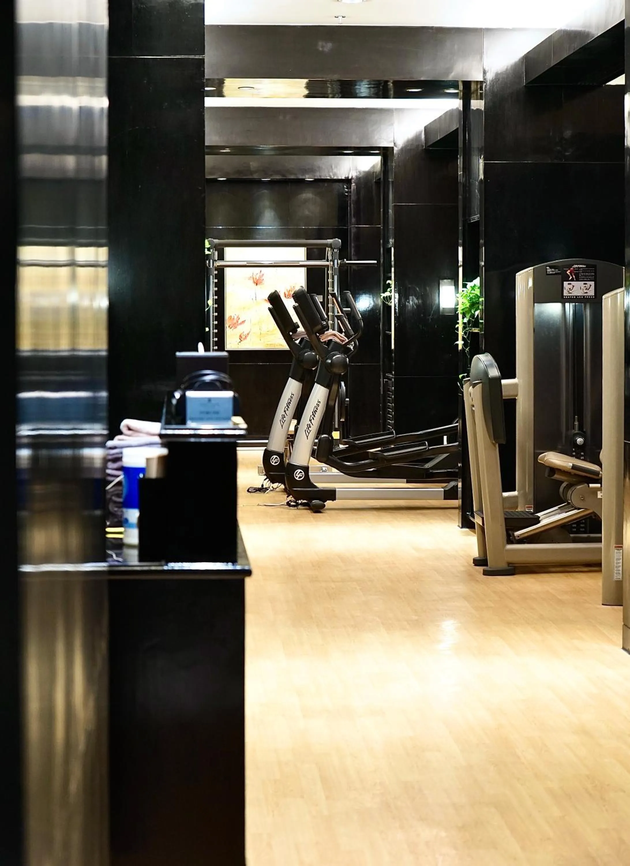 Fitness centre/facilities in The Ritz-Carlton Beijing, Financial Street