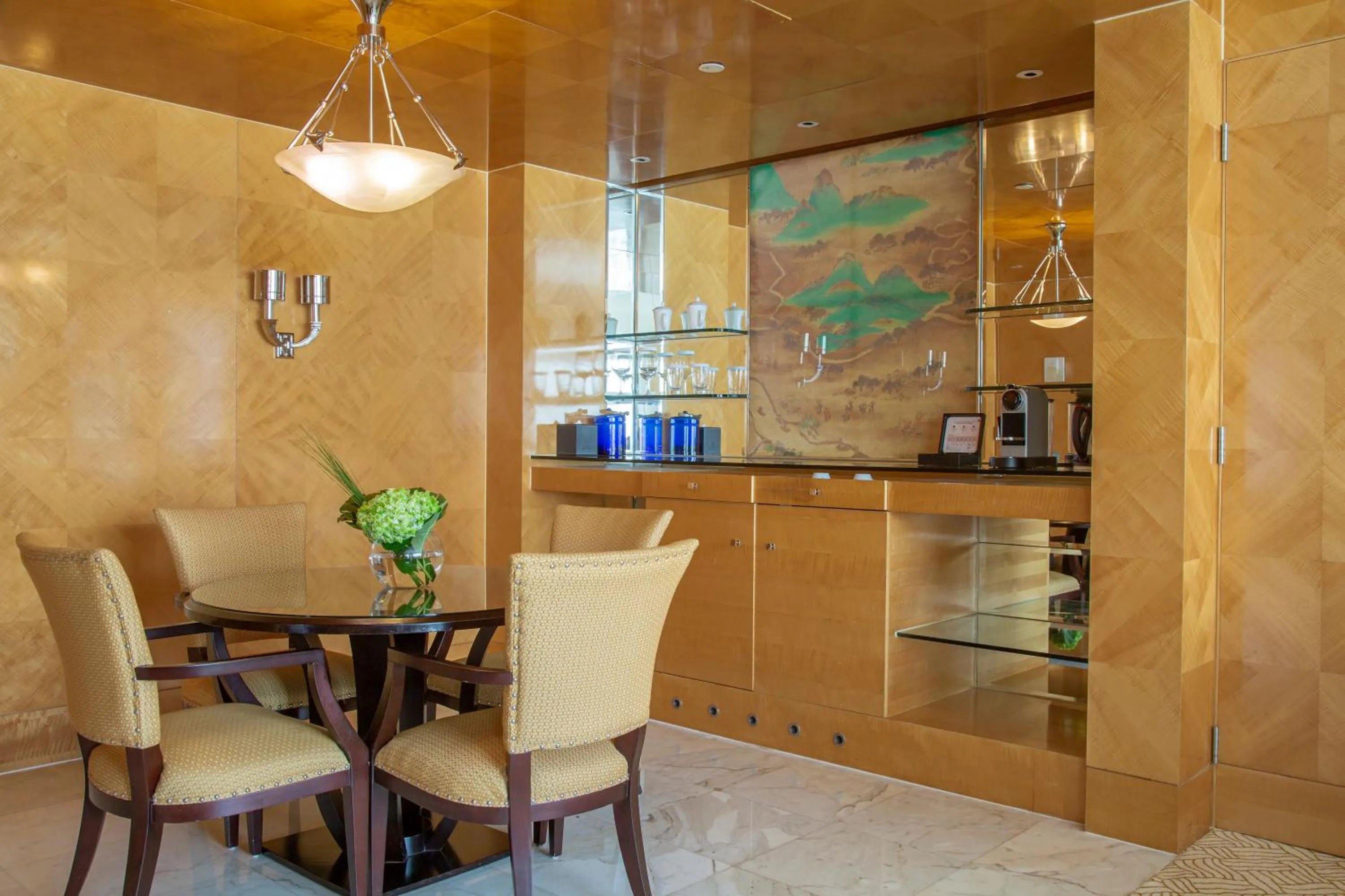 Dining area in The Ritz-Carlton Beijing, Financial Street