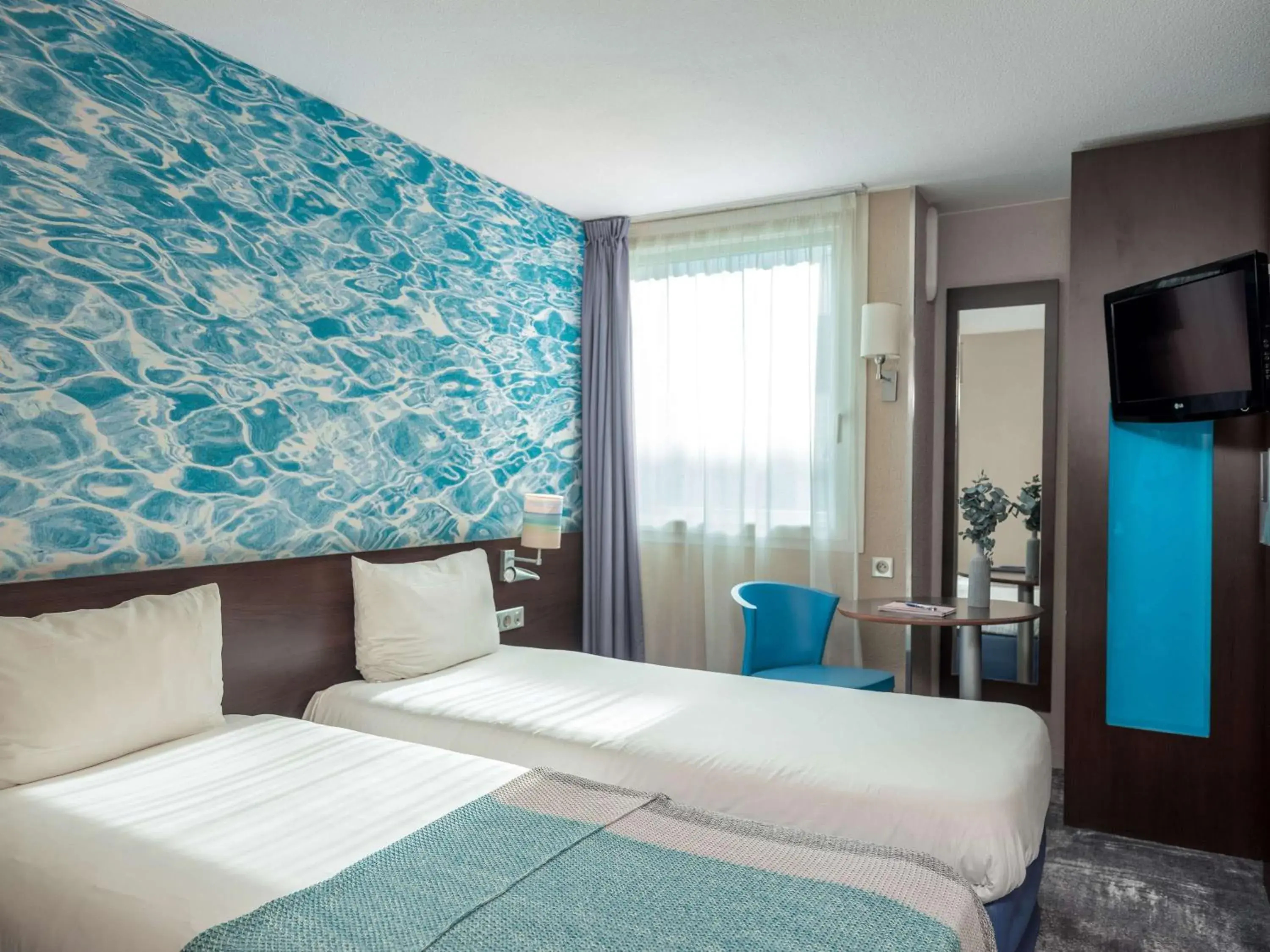Bedroom, Bed in ibis Styles Fontenay Bedroom, Bed in ibis Styles Fontenay