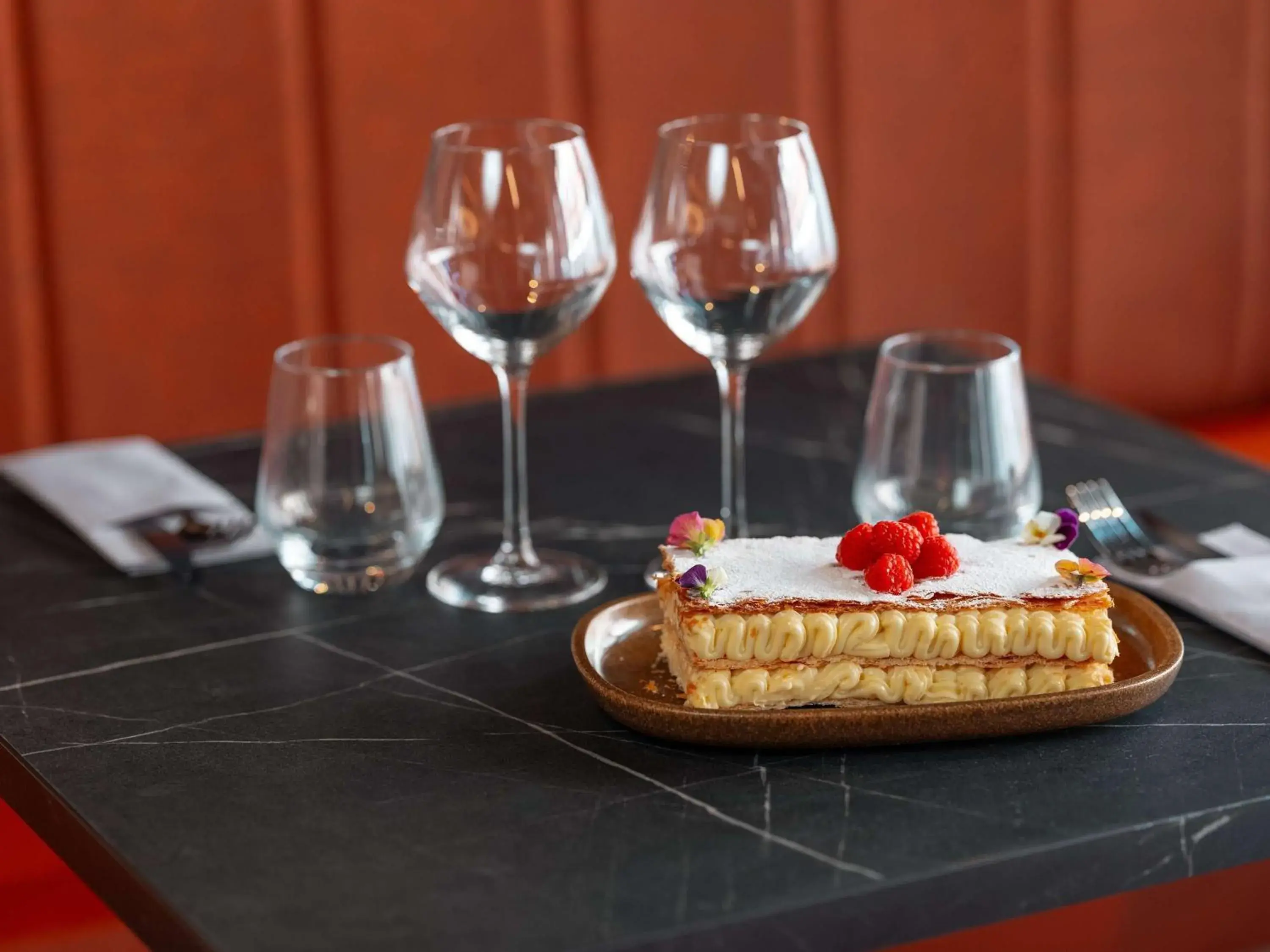 Restaurant/places to eat in ibis Styles Fontenay Restaurant/places to eat in ibis Styles Fontenay