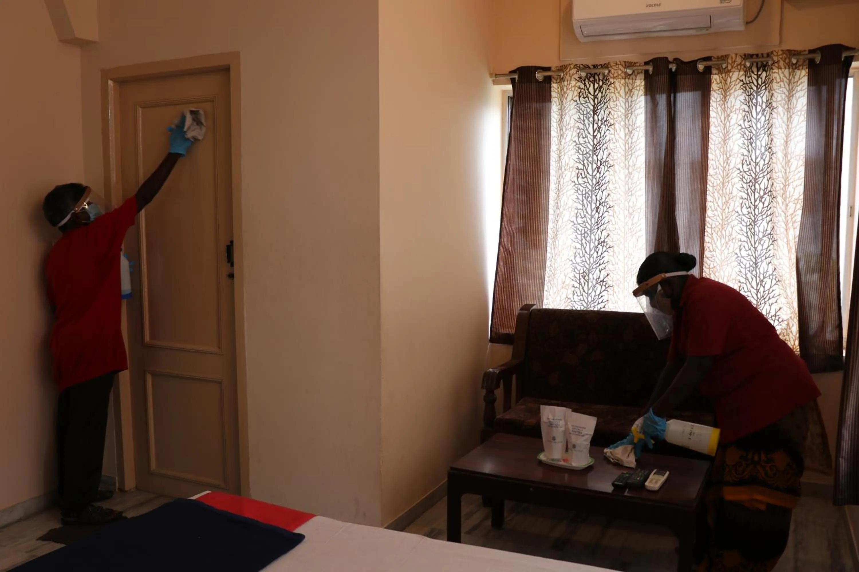 Staff in Hotel Pearls