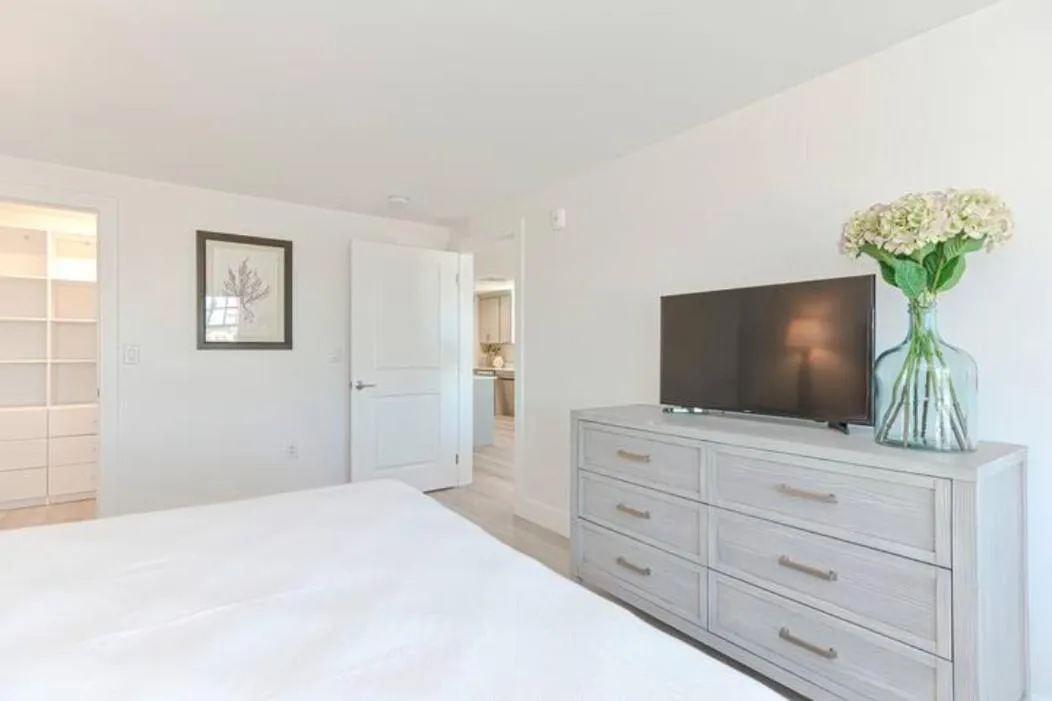 Harbourtown Suites on Plymouth Harbor