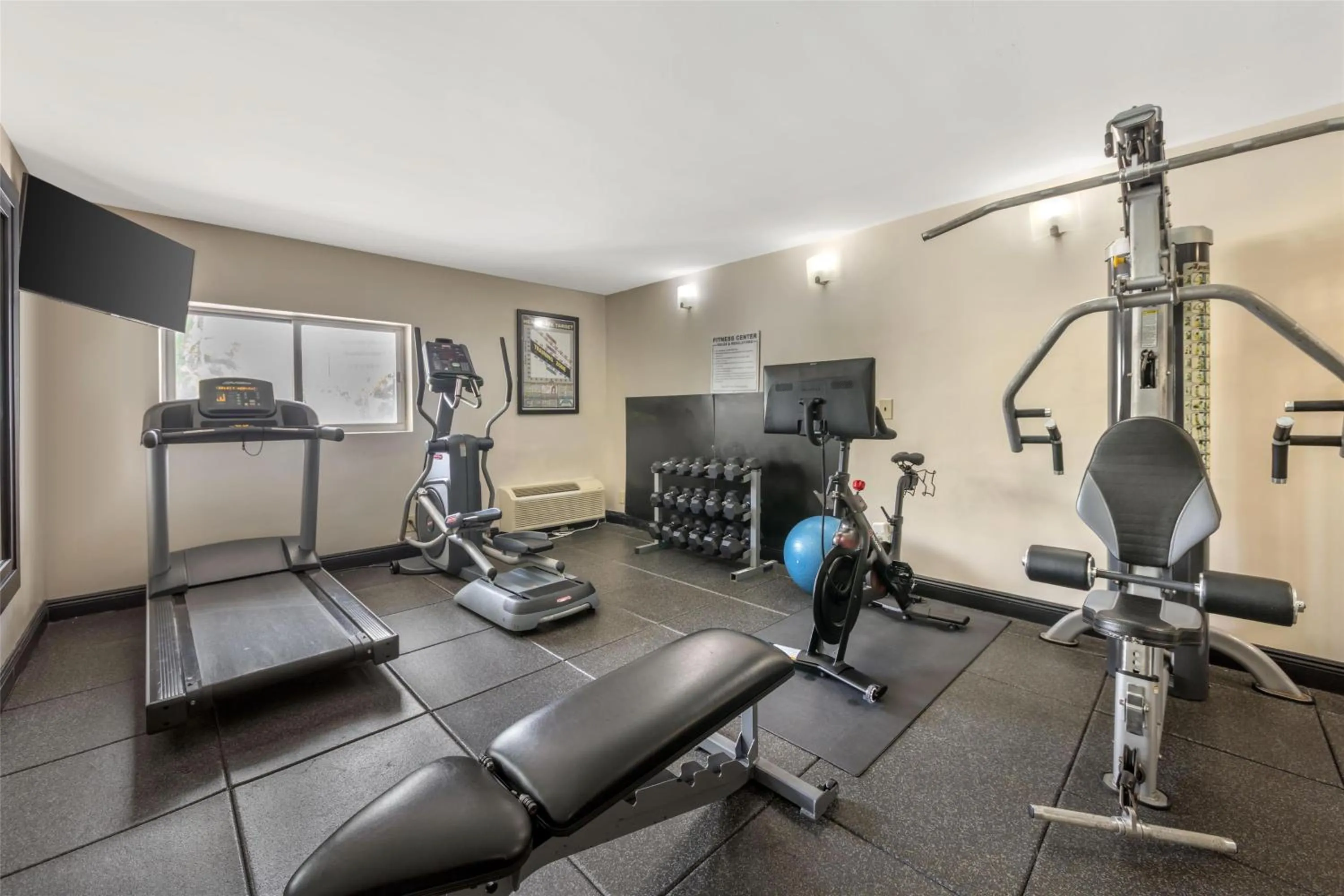 Fitness centre/facilities in Best Western Plus North Miami-Bal Harbour