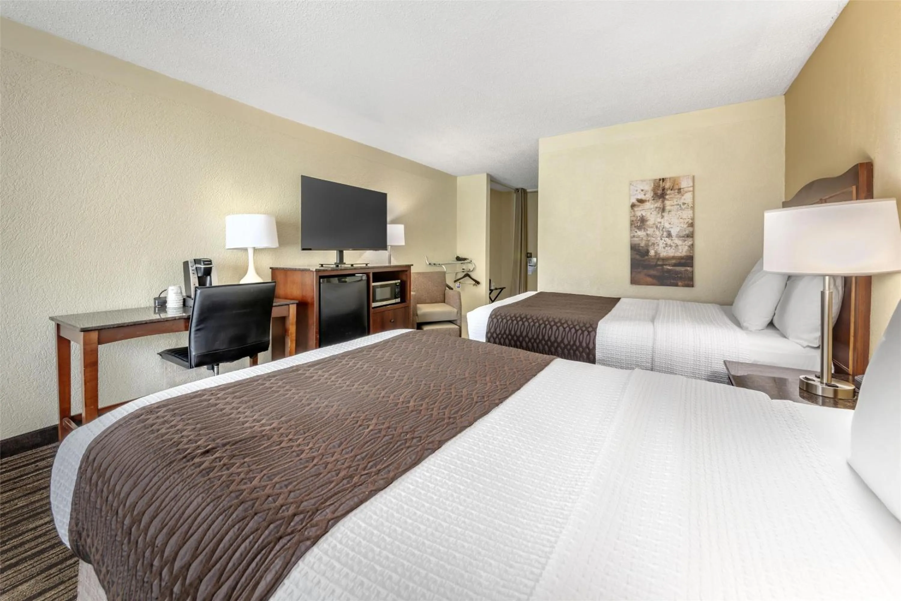 Bedroom, Bed in Best Western Plus North Miami-Bal Harbour