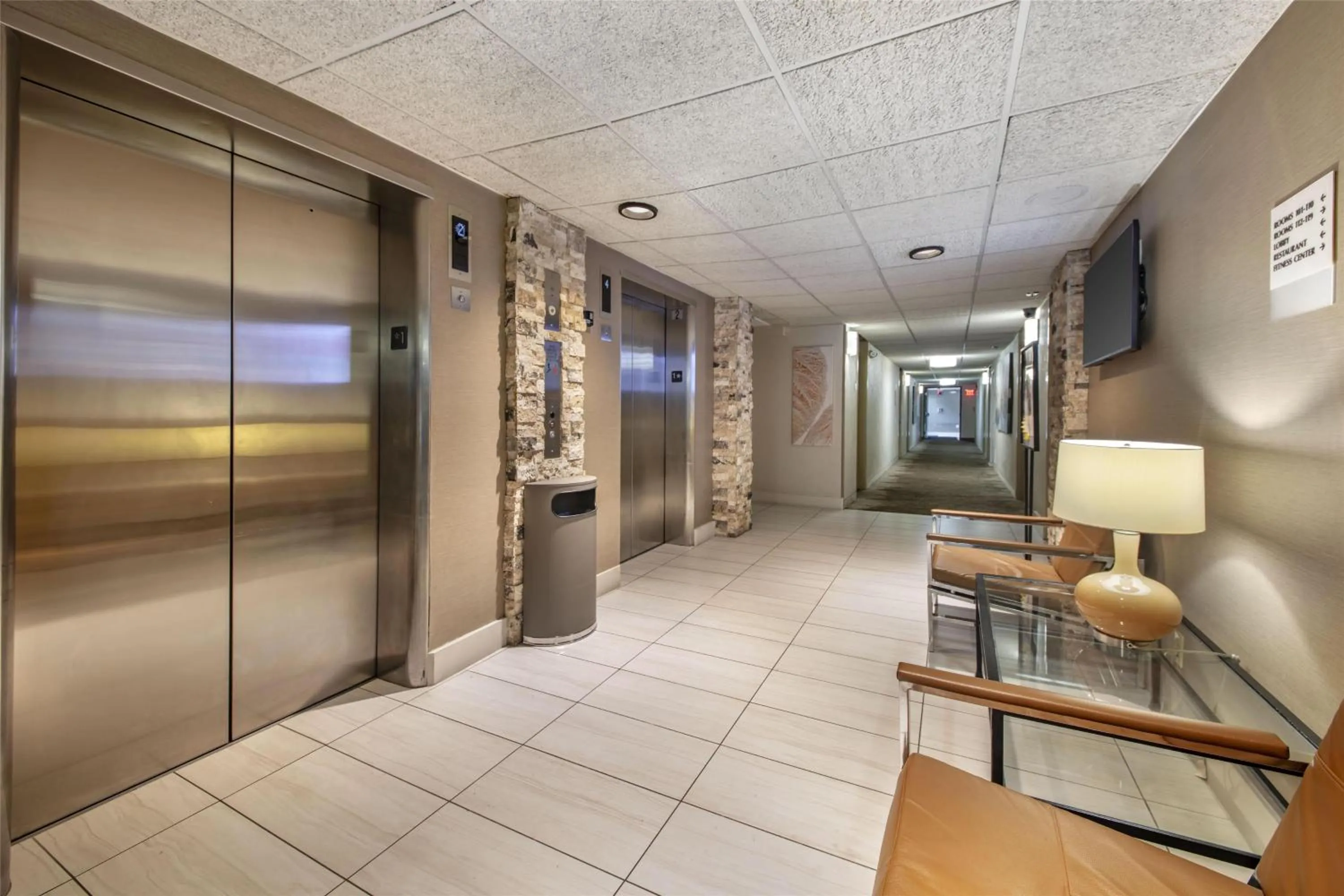 Property building in Best Western Plus North Miami-Bal Harbour