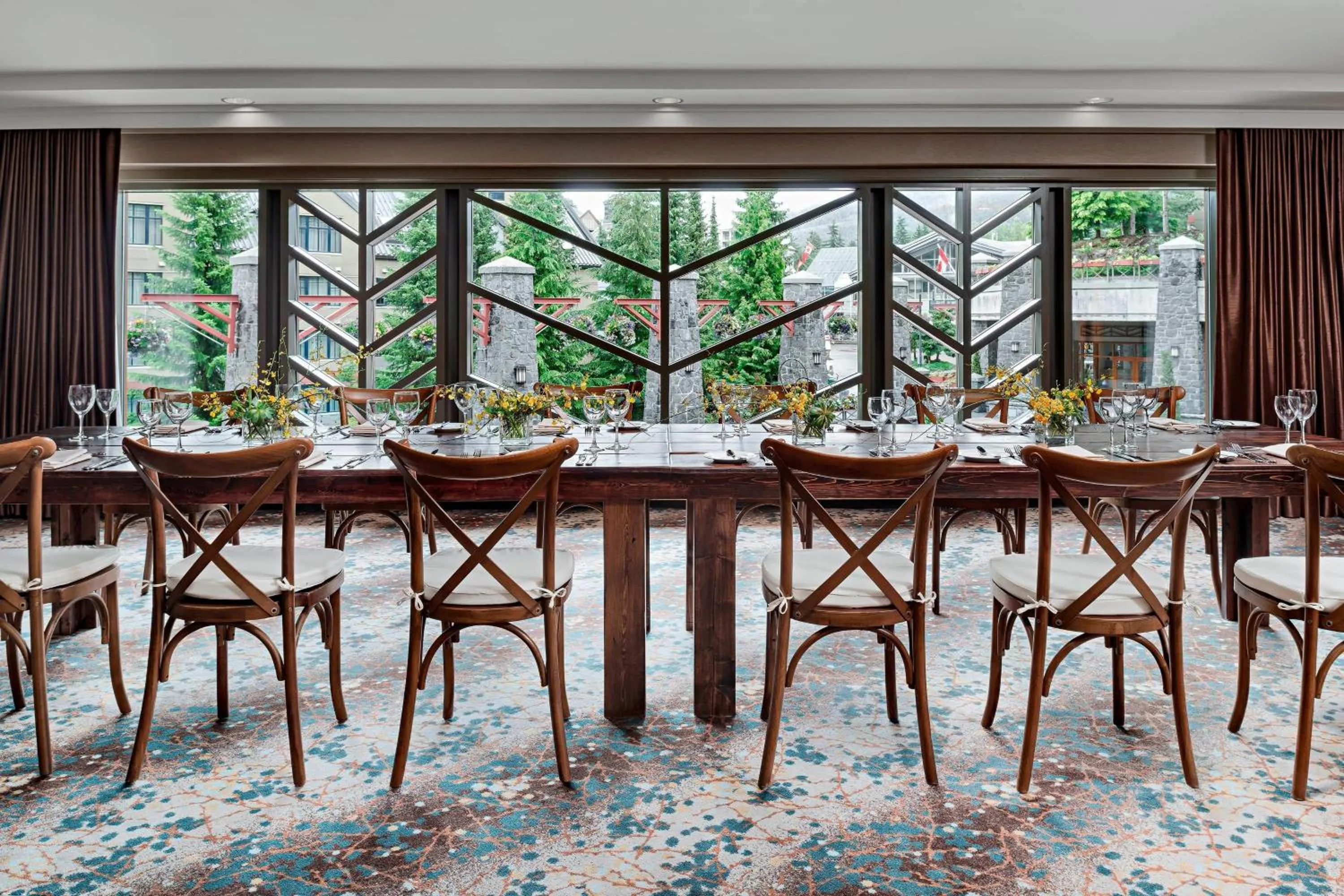 Meeting/conference room in The Westin Resort & Spa, Whistler