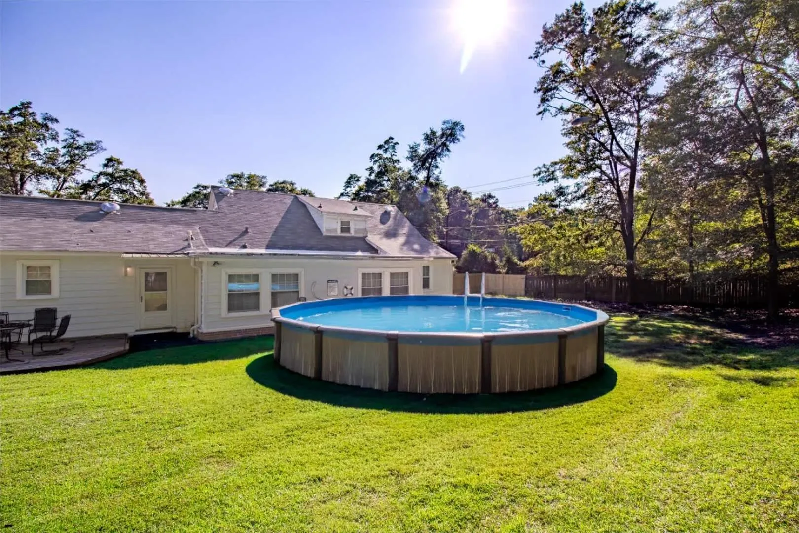 Near Fort Moore & Downtown - Our White House