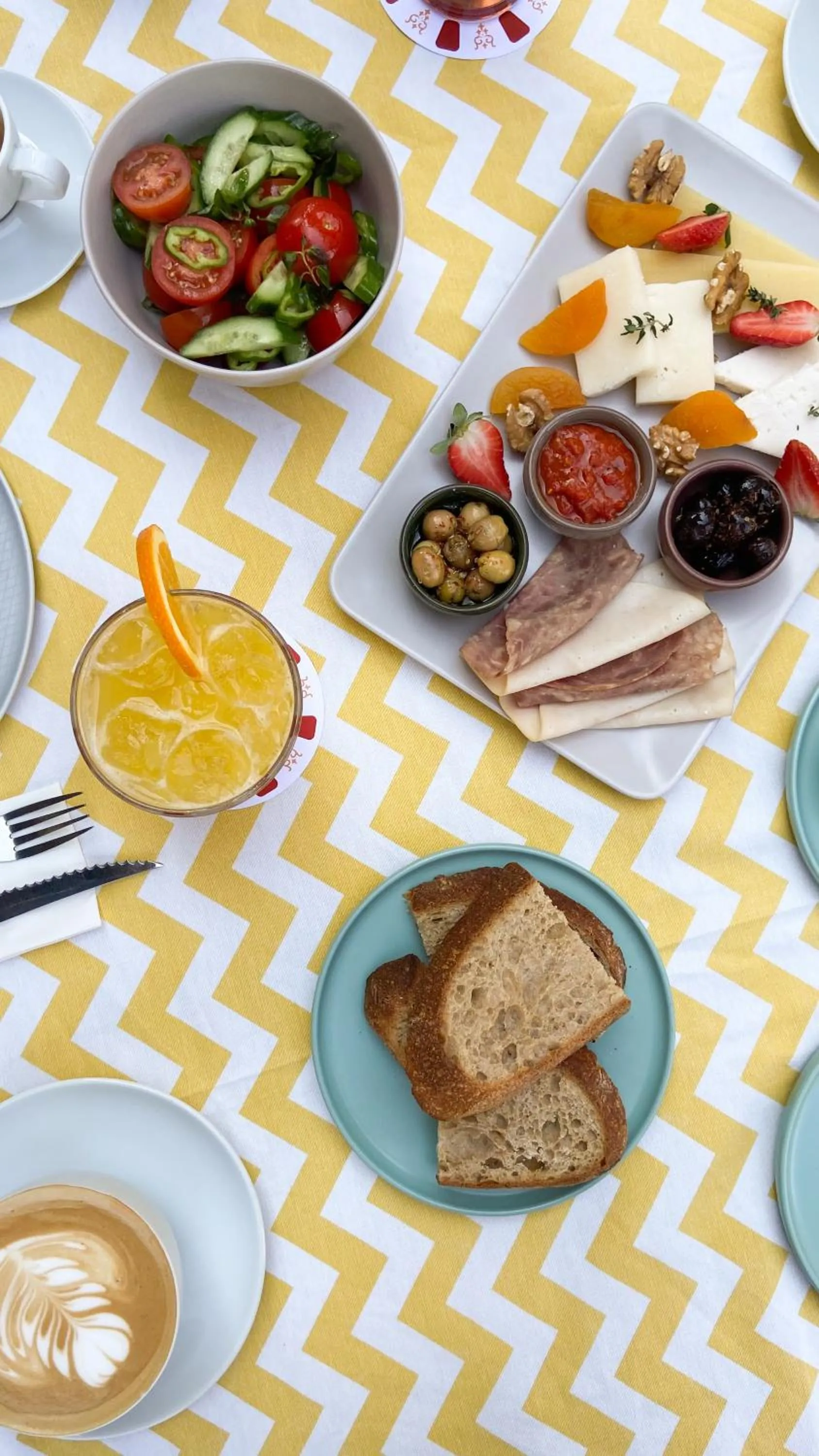 Breakfast in Gümrük Urla