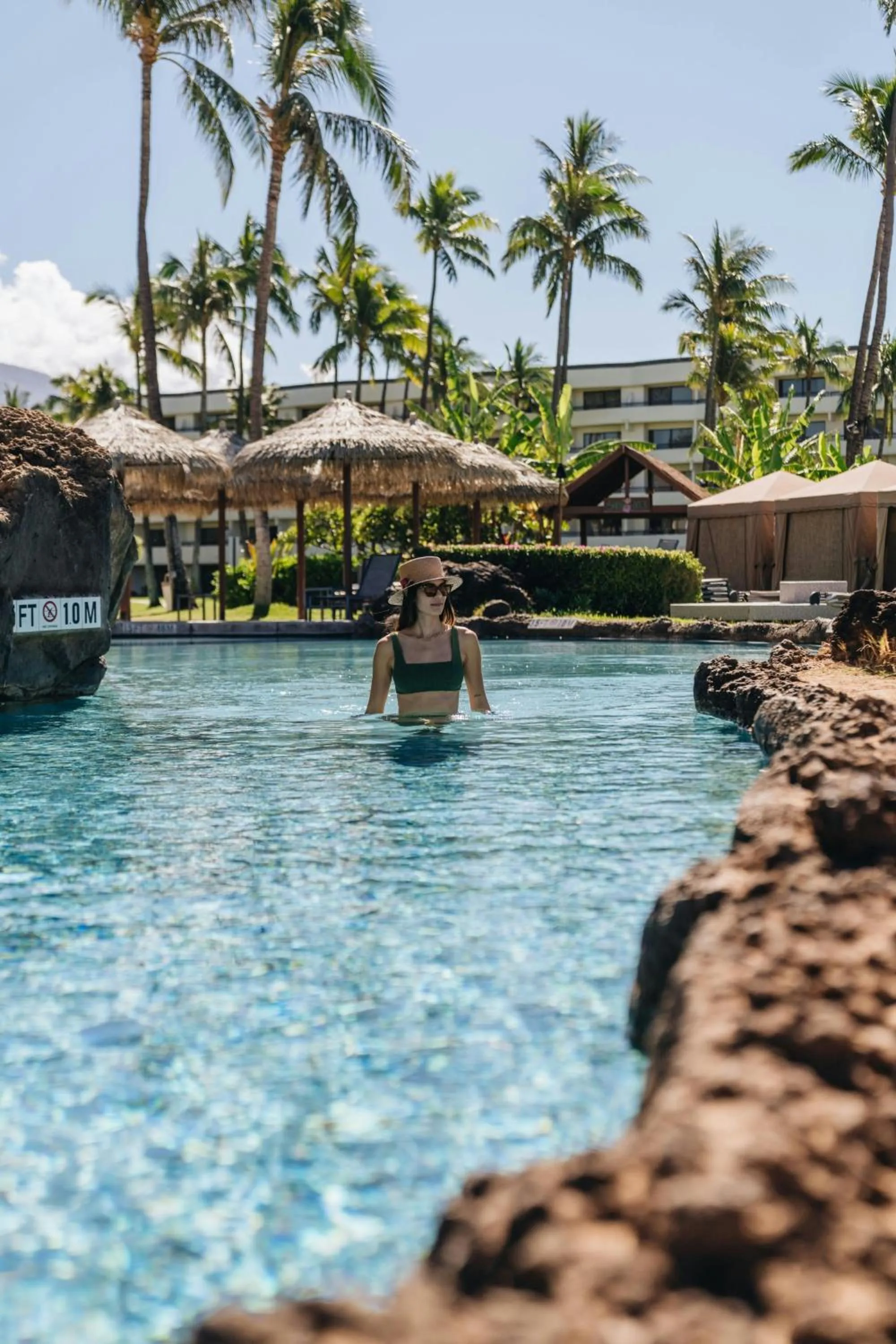 Swimming pool in Sheraton Maui Resort & Spa