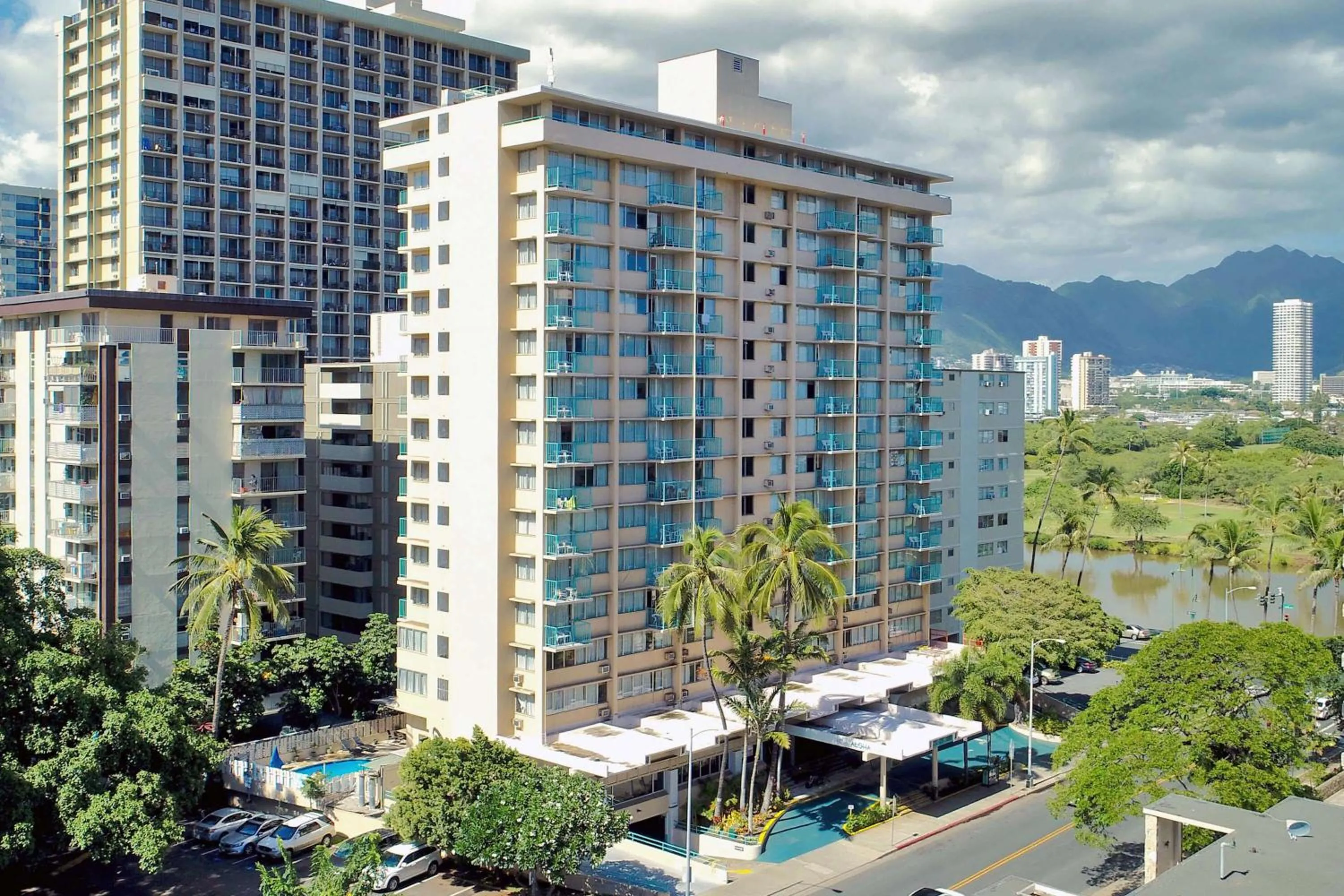 Property building in Aqua Aloha Surf Waikiki