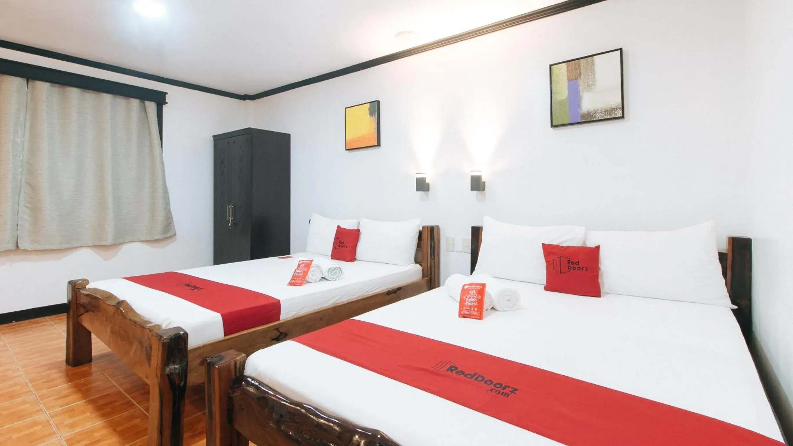 Twin Room in RedDoorz at La Sefa Hotel and Resort Atimonan Twin Room in RedDoorz at La Sefa Hotel and Resort Atimonan