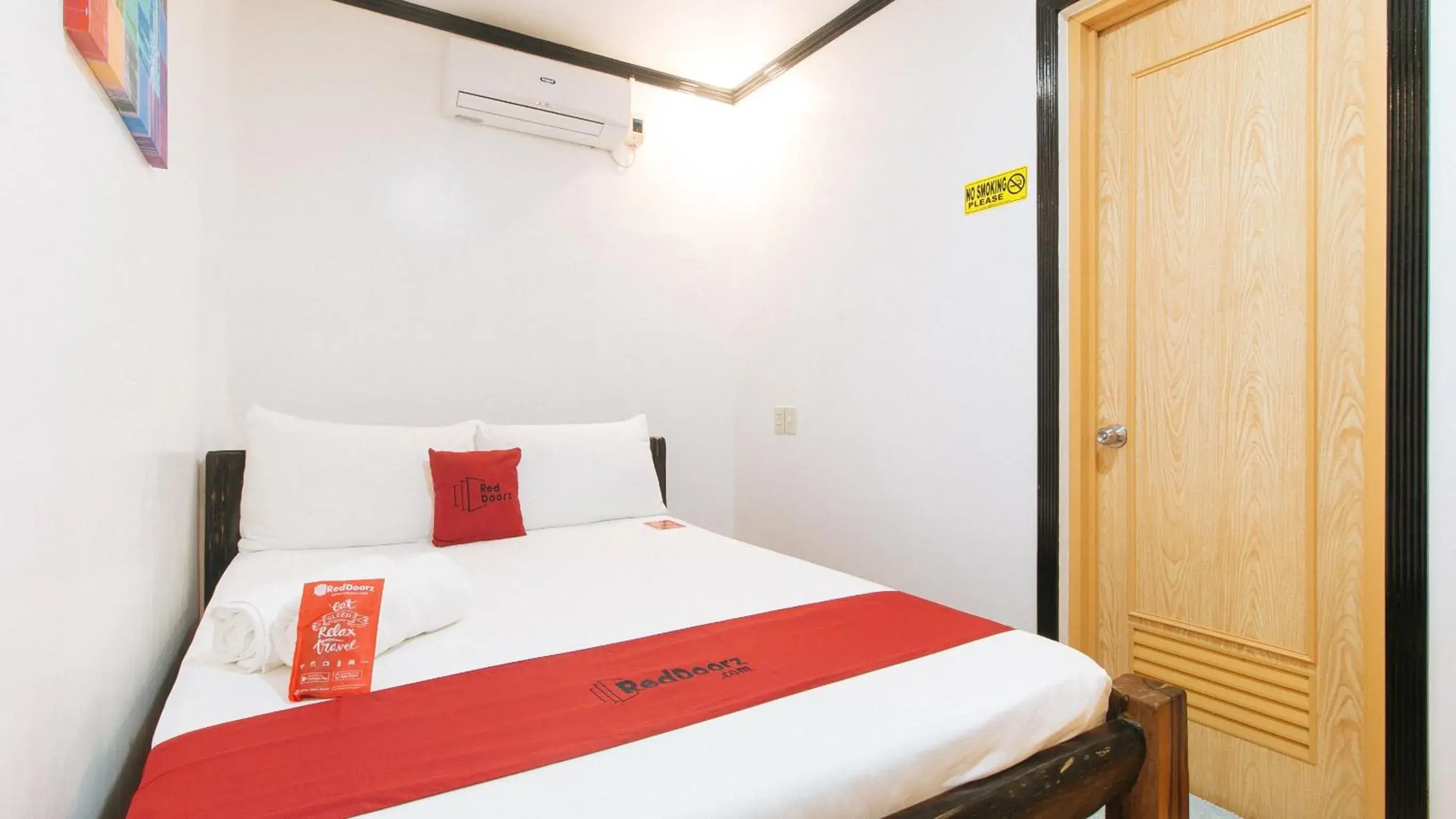 Bed in RedDoorz at La Sefa Hotel and Resort Atimonan Bed in RedDoorz at La Sefa Hotel and Resort Atimonan