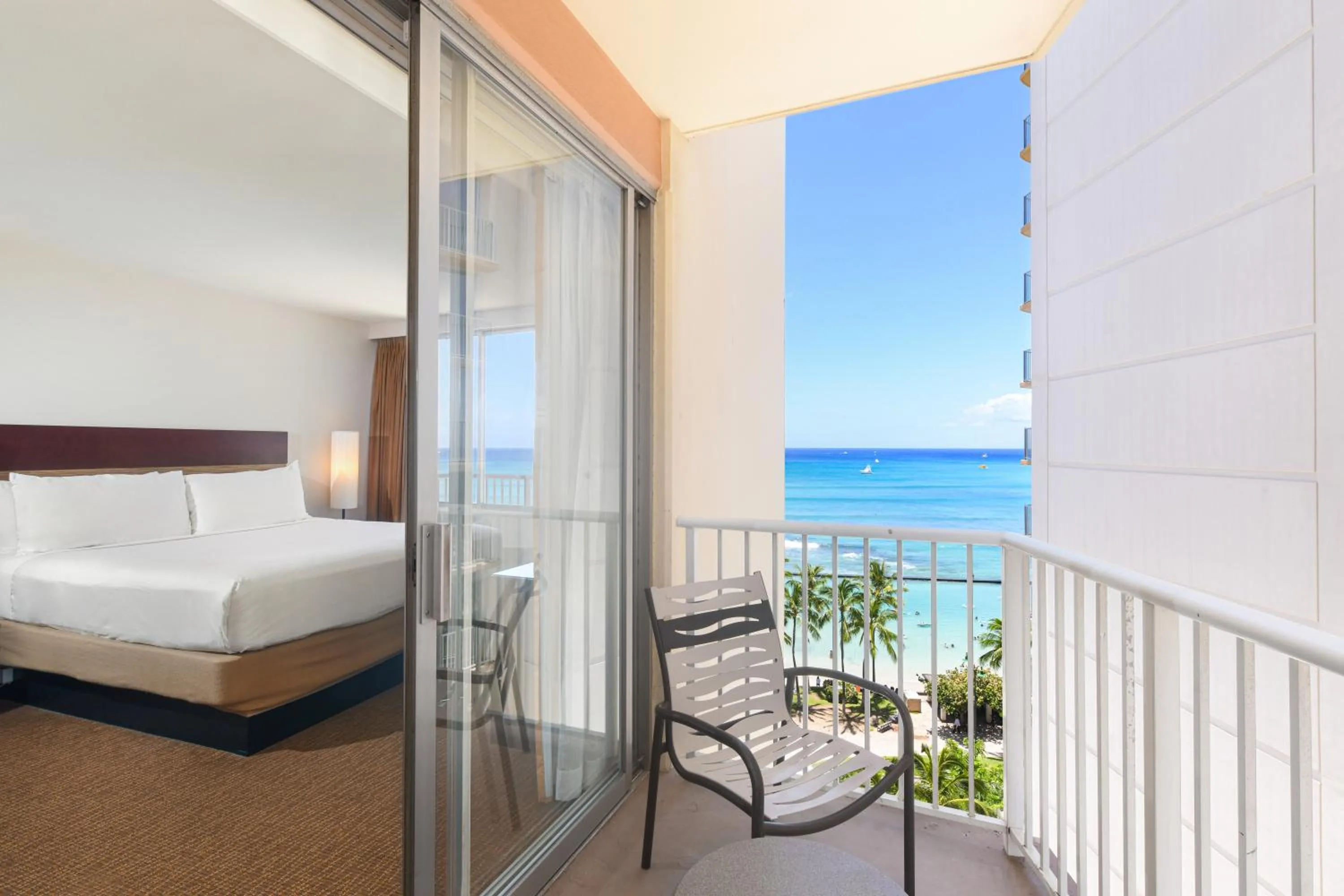View (from property/room), Bed in Park Shore Waikiki