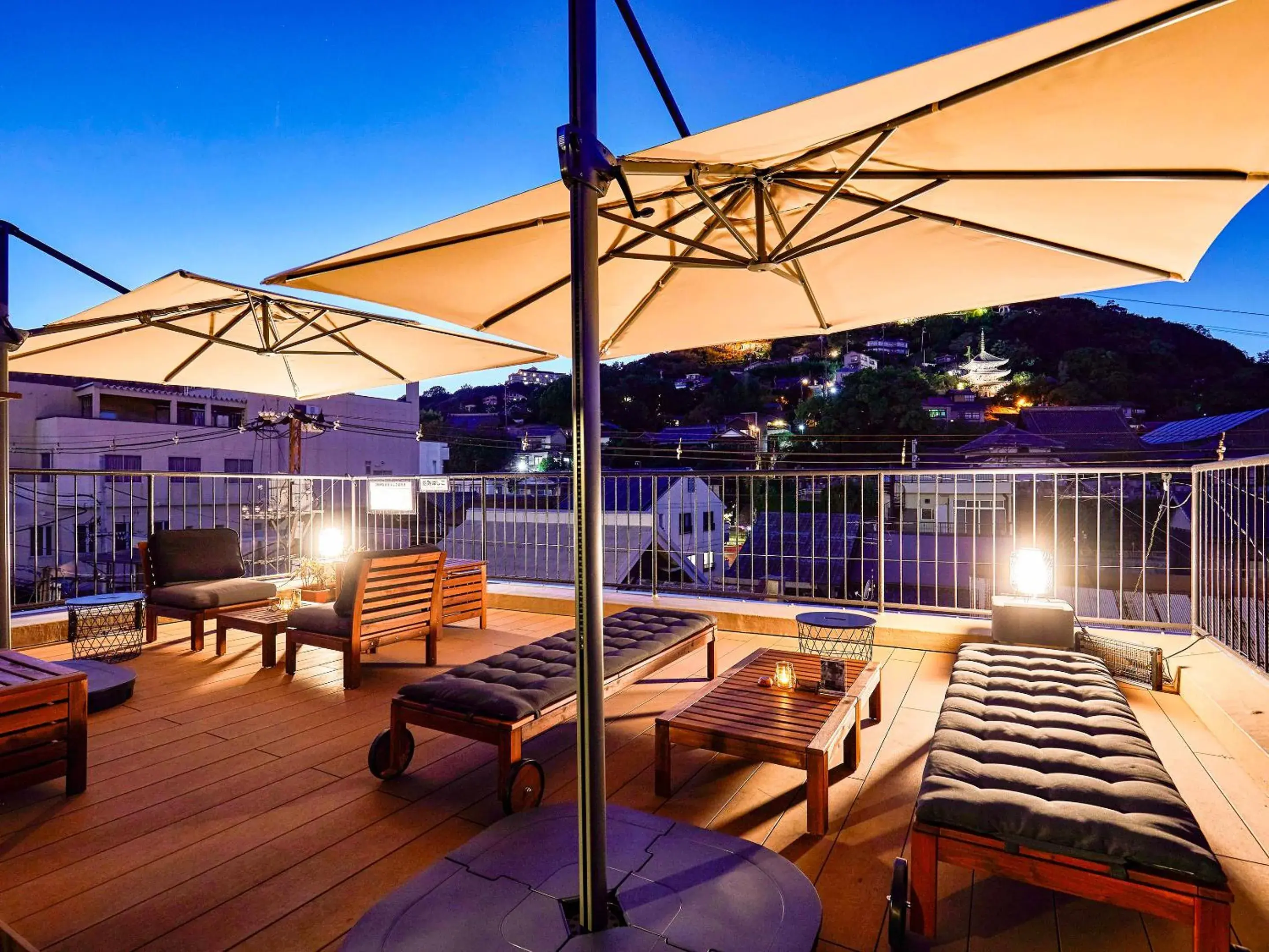 Lounge or bar in Mange Tak Resort Onomichi Lounge or bar in Mange Tak Resort Onomichi