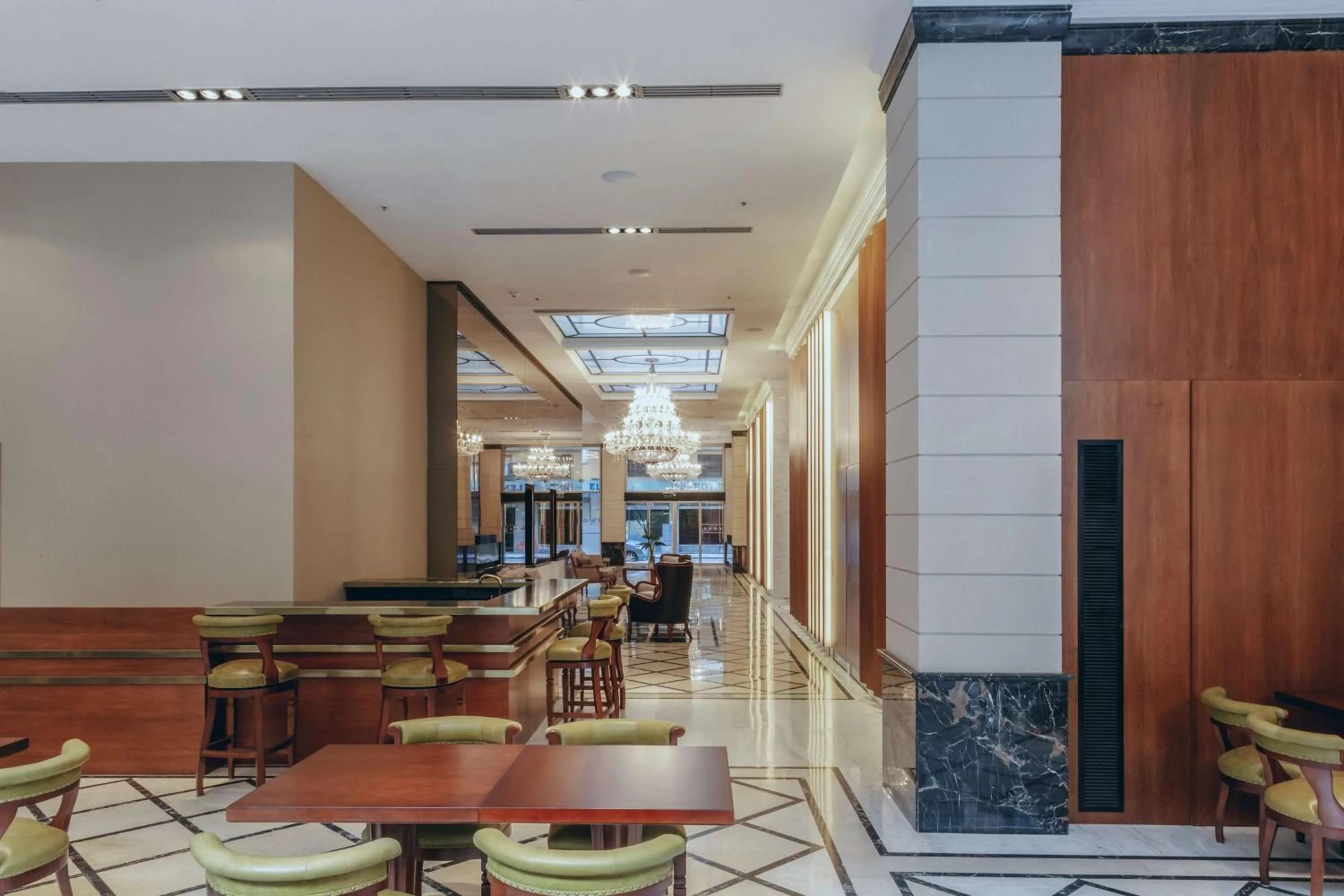 Lobby or reception in Esplendor by Wyndham Buenos Aires Tango