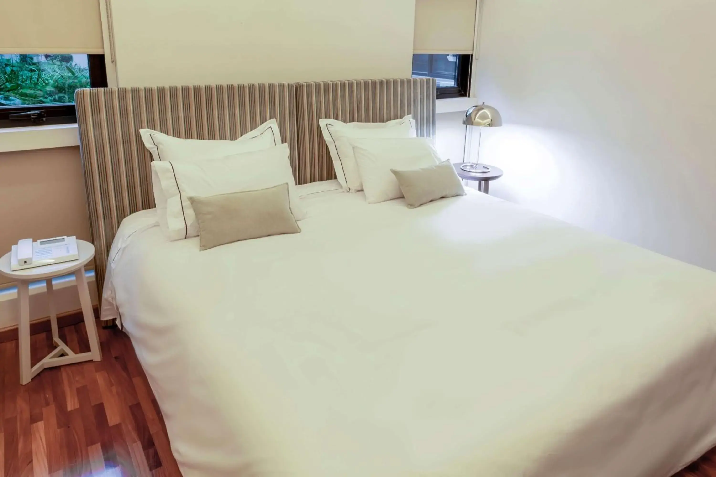 Photo of the whole room, Bed in Esplendor by Wyndham Buenos Aires Tango Photo of the whole room, Bed in Esplendor by Wyndham Buenos Aires Tango