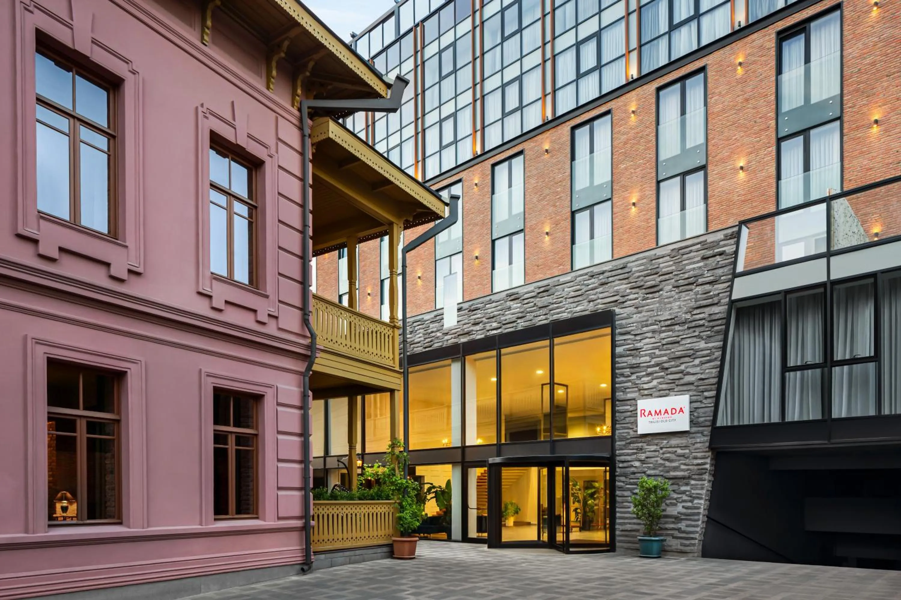 Property building in Ramada by Wyndham Tbilisi Old City