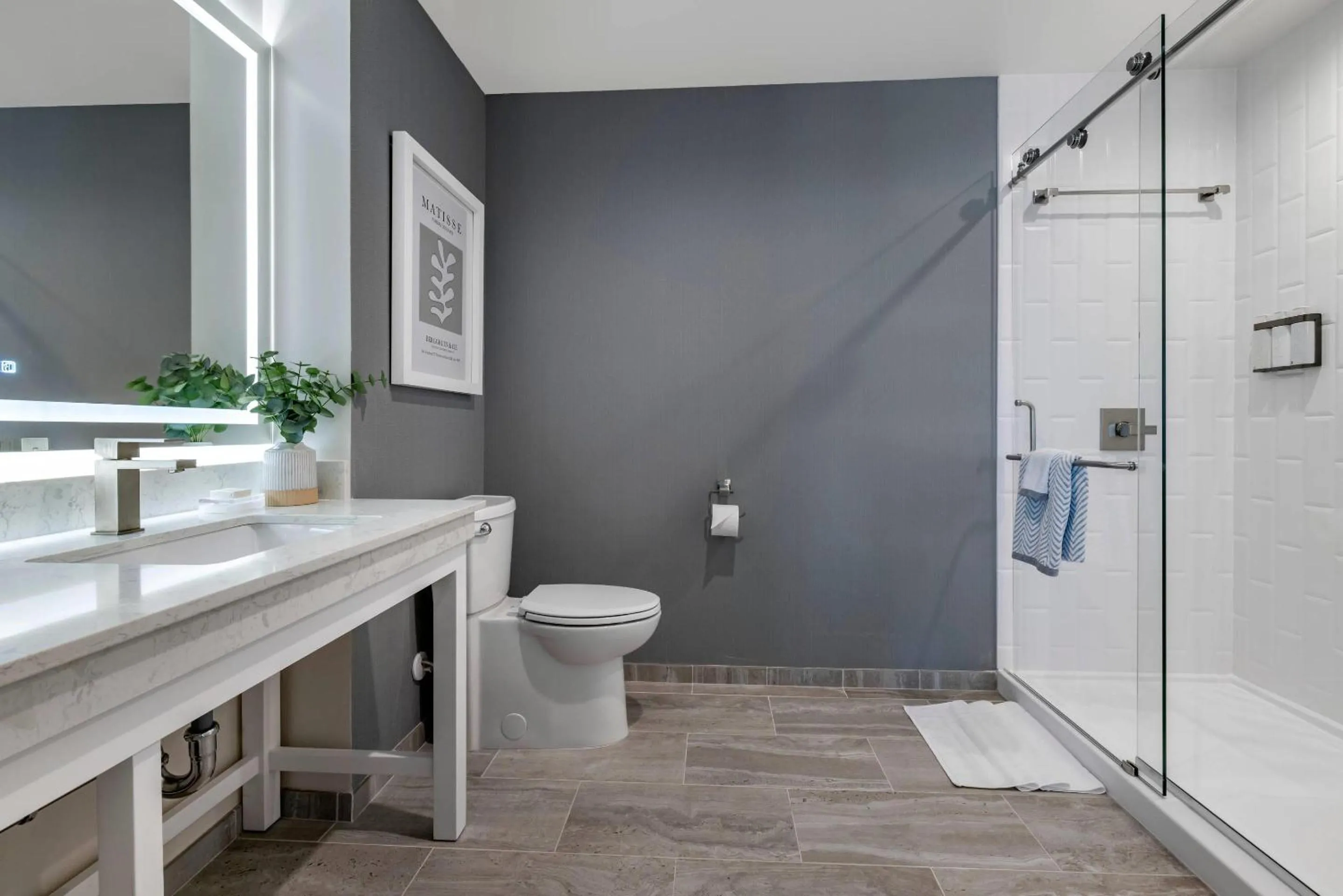 Bedroom in Cambria Hotel Calabasas - Malibu