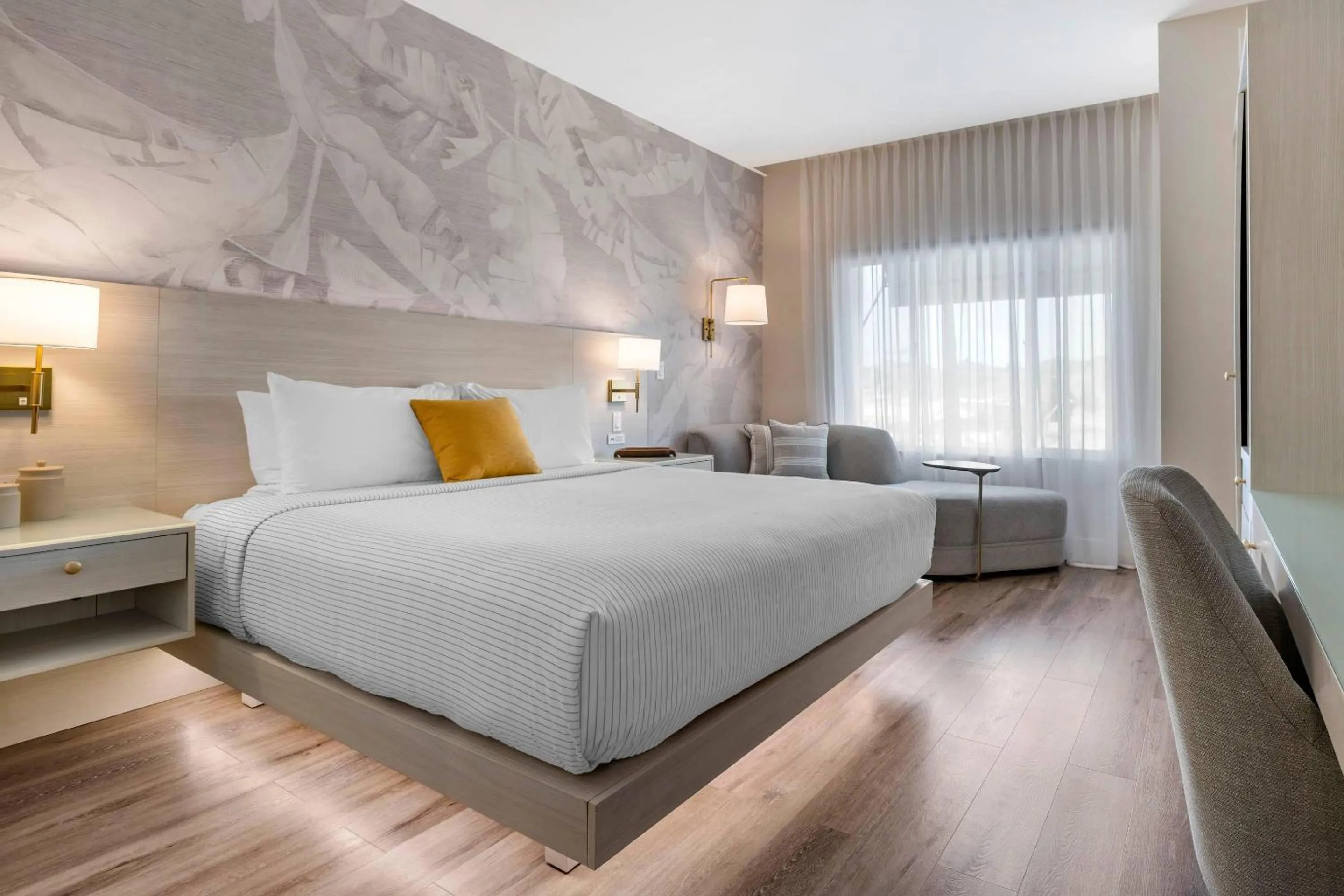 Bedroom, Bed in Cambria Hotel Calabasas - Malibu