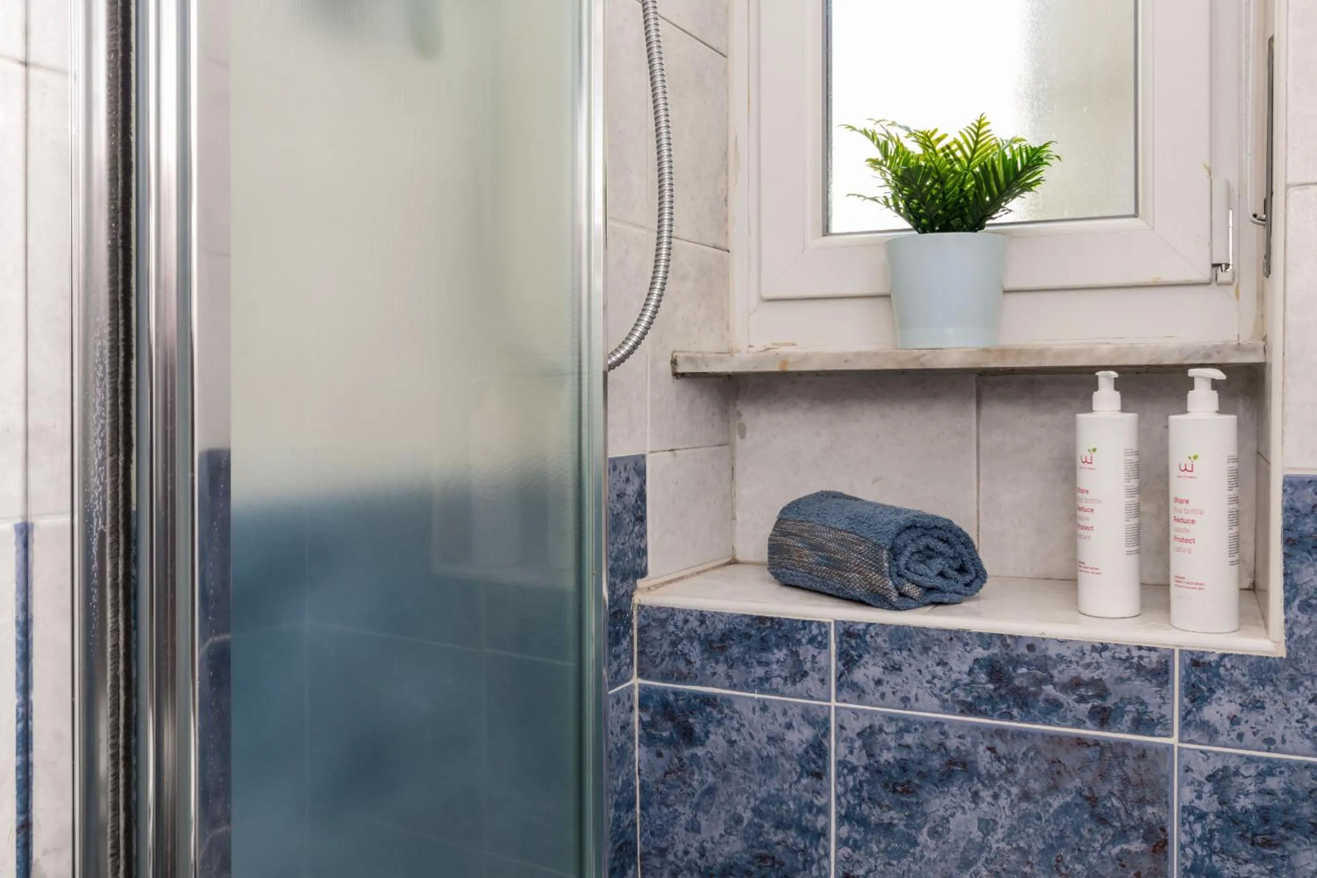 Bathroom in Appartamento Agnelli vicino al Pala Alpitour by Wonderful Italy