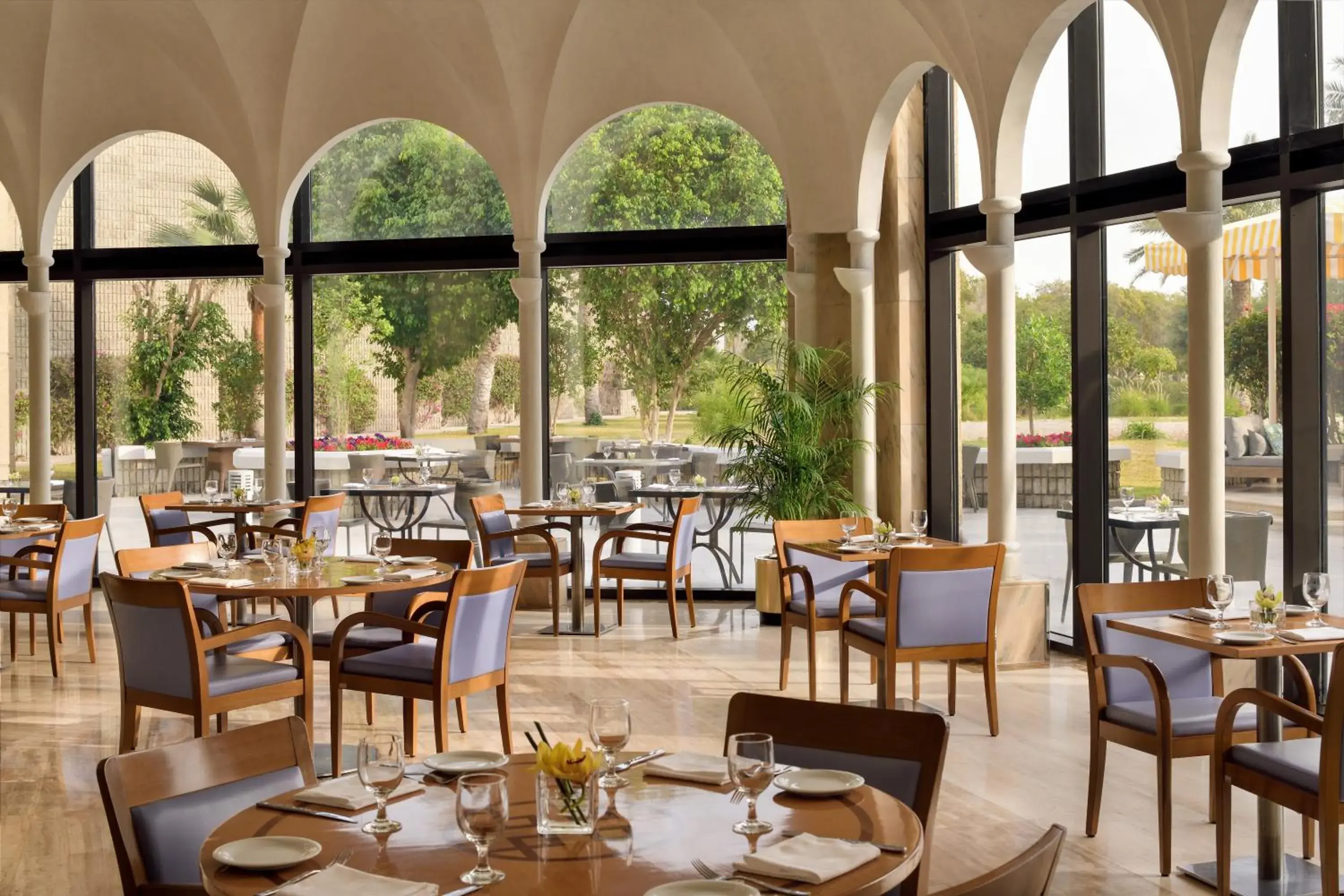 Restaurant/places to eat in InterContinental Al Jubail Resort Restaurant/places to eat in InterContinental Al Jubail Resort