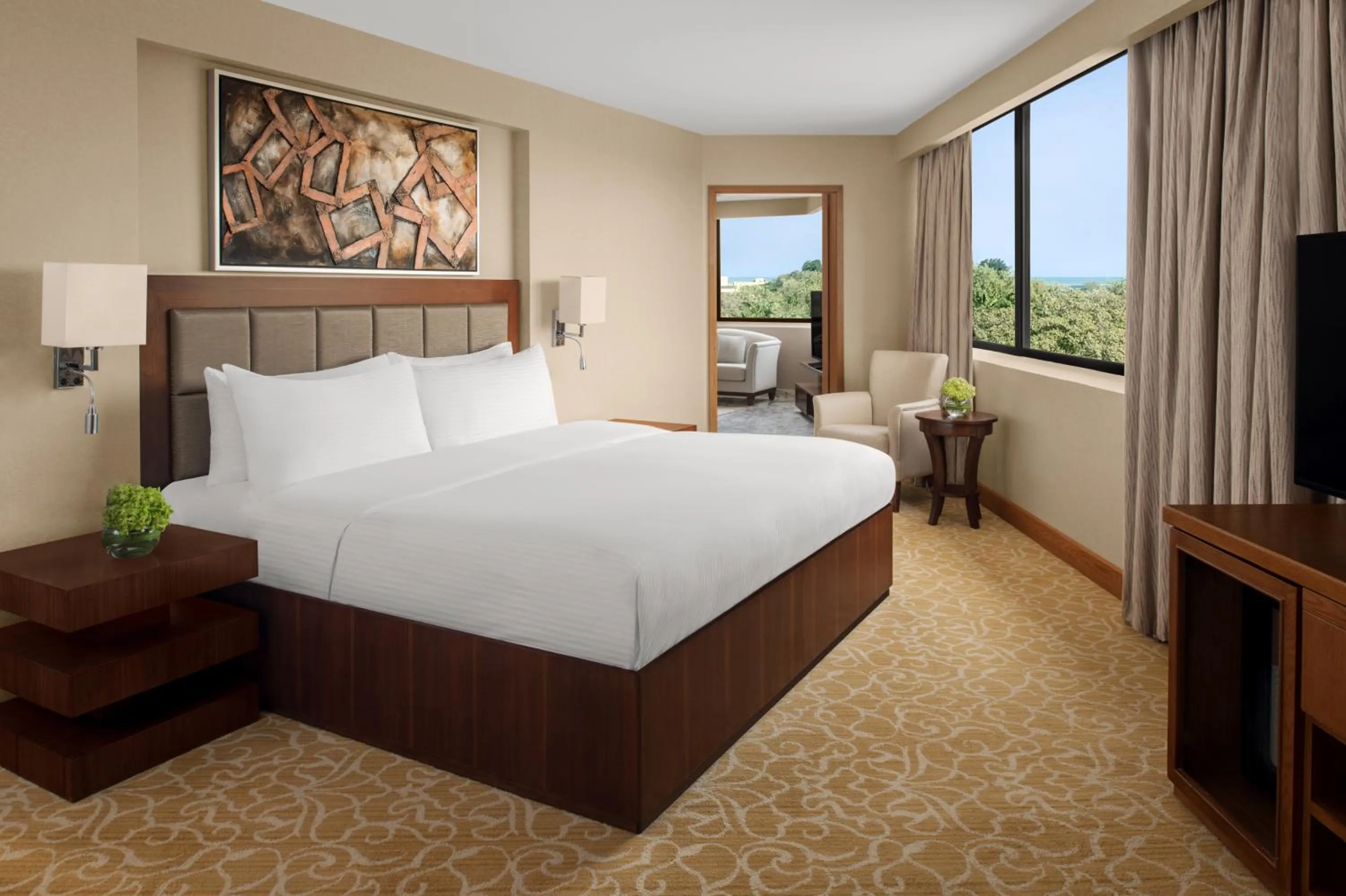 Bedroom, Bed in InterContinental Al Jubail Resort