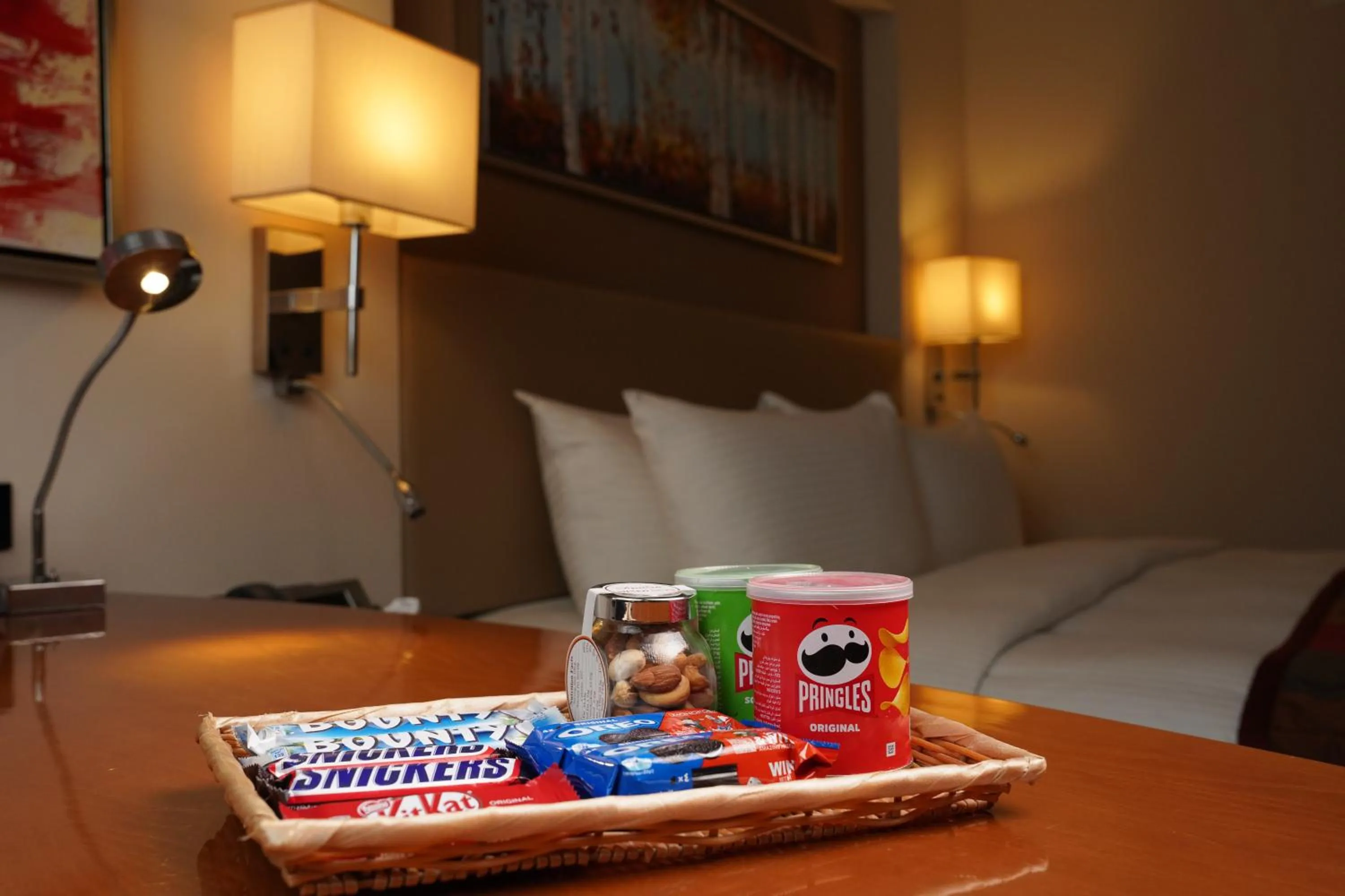 Food, Bed in InterContinental Al Jubail Resort