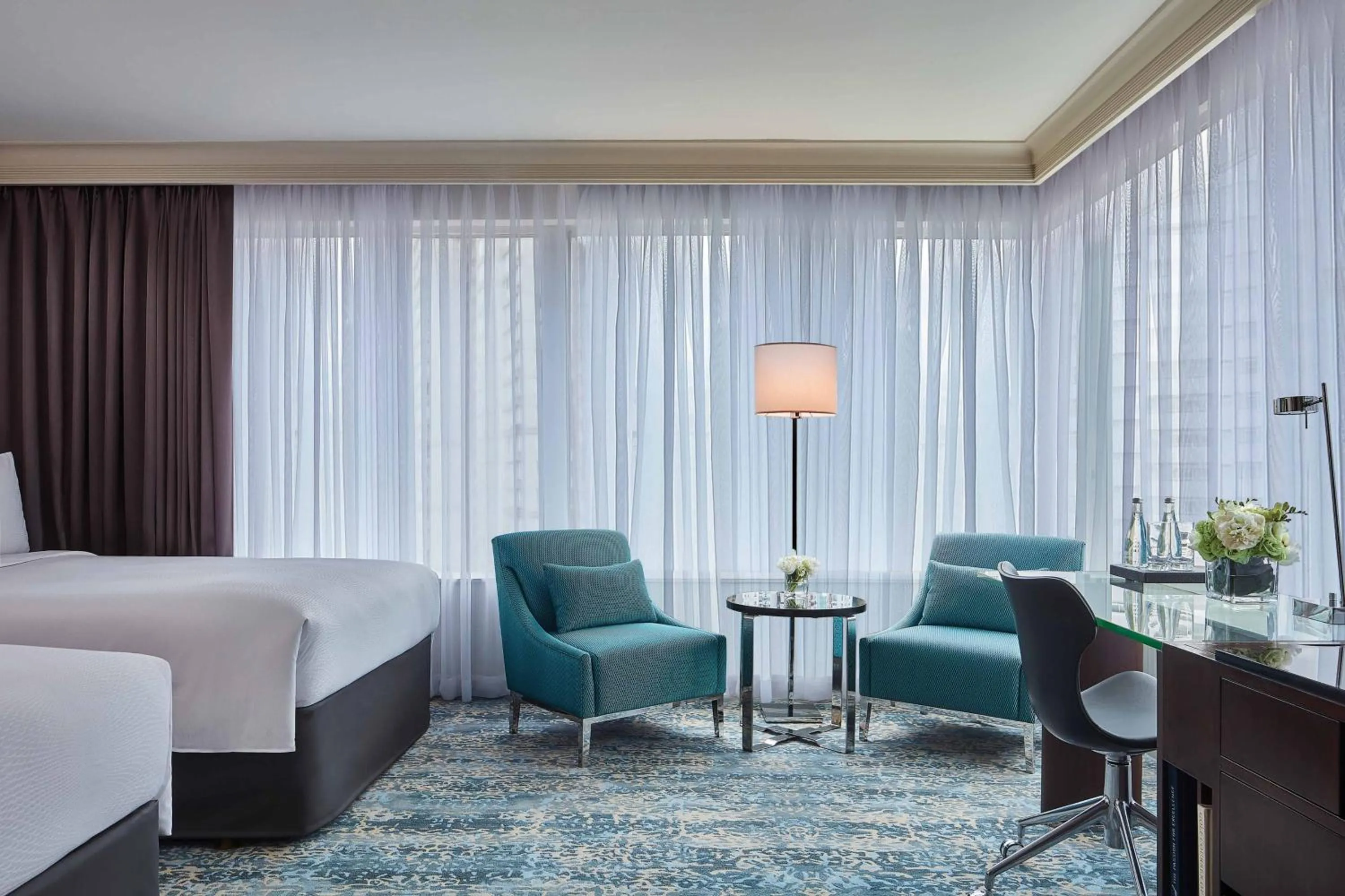 Photo of the whole room, Bed in JW Marriott Hotel Hong Kong