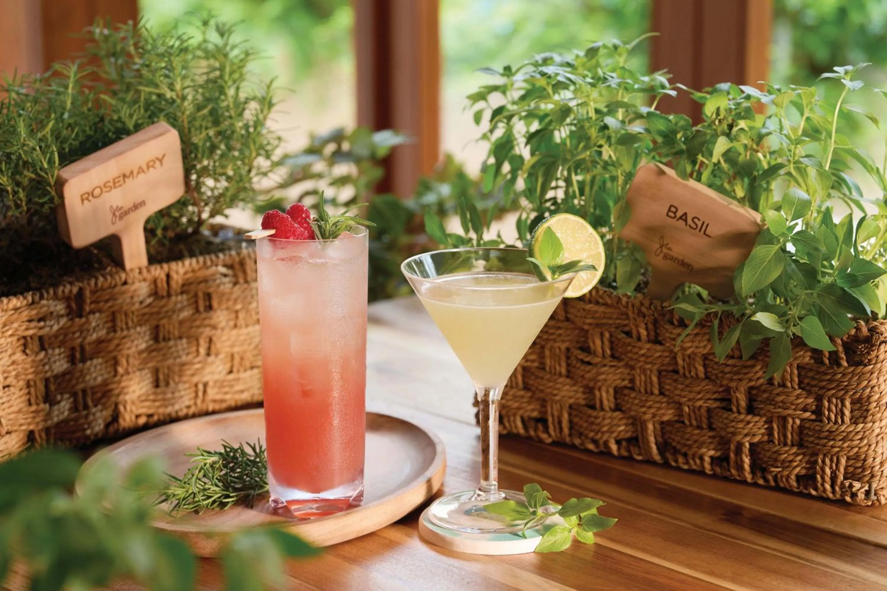 Restaurant/places to eat in JW Marriott Hotel Hong Kong