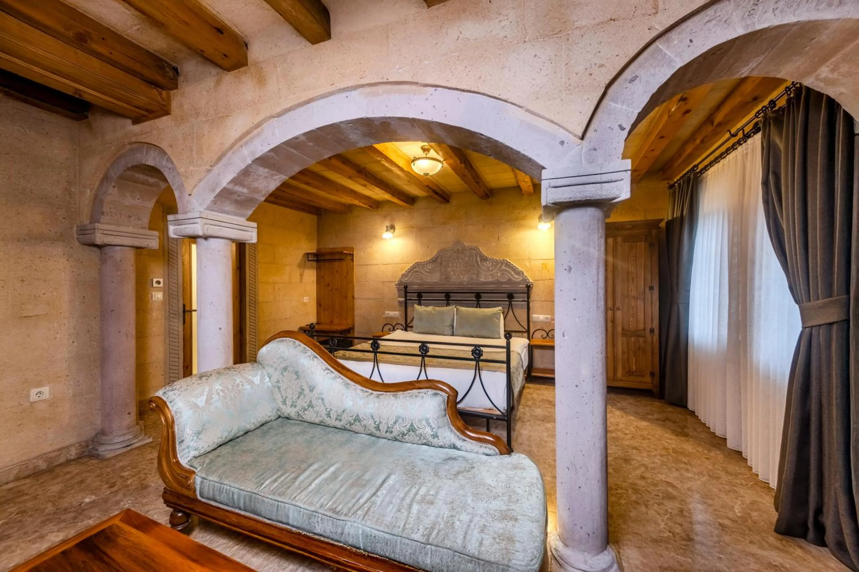 Bed in Cratus Stone Palace