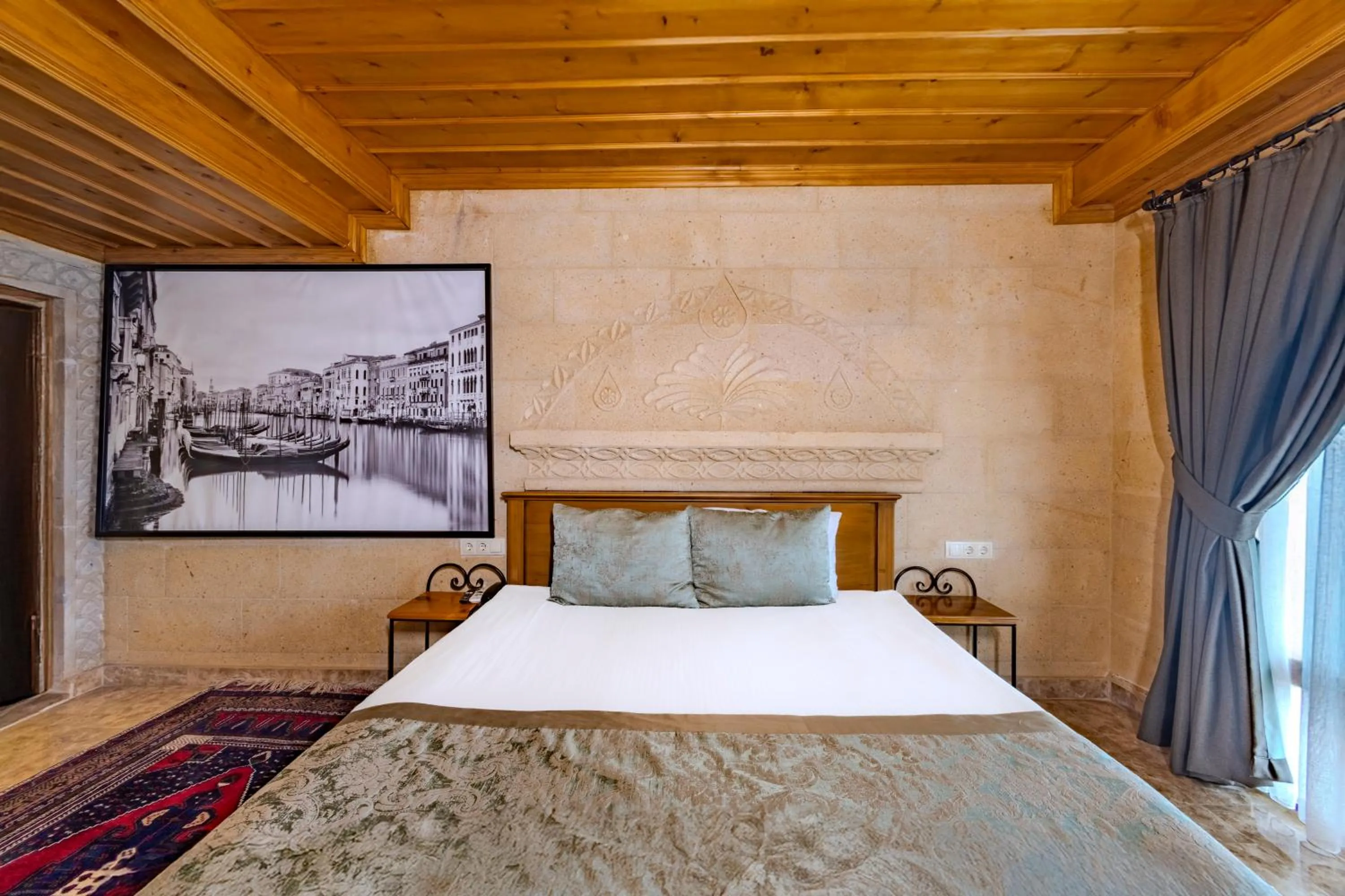 Bed in Cratus Stone Palace