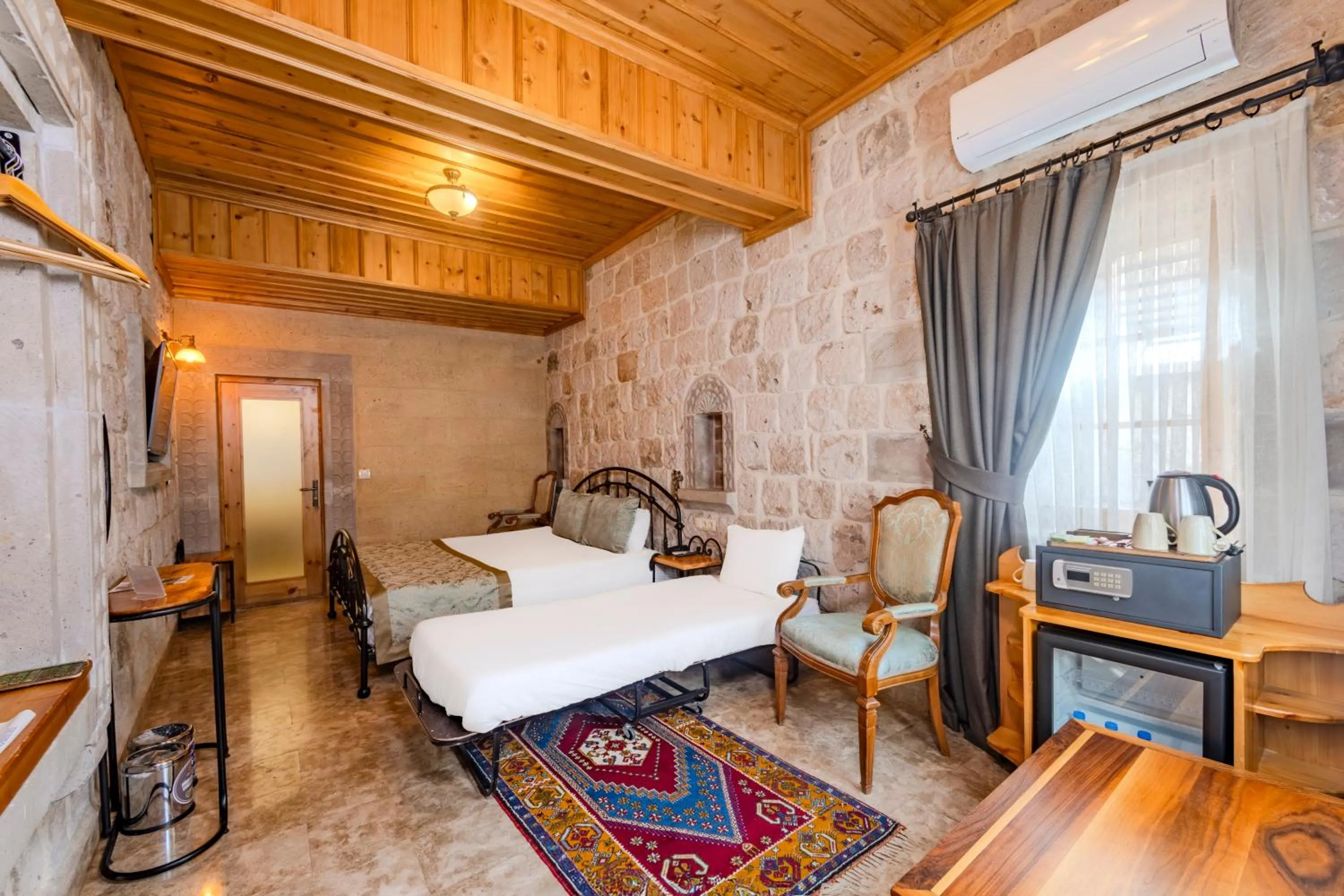Bed in Cratus Stone Palace