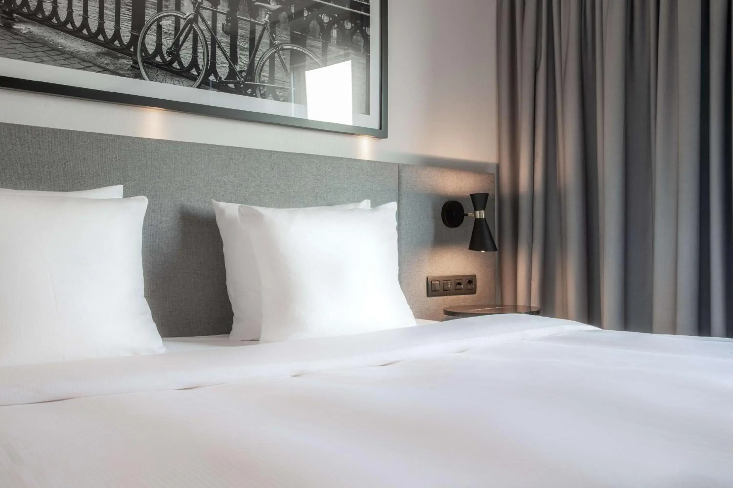 Photo of the whole room, Bed in Radisson Hotel Zurich Airport Photo of the whole room, Bed in Radisson Hotel Zurich Airport