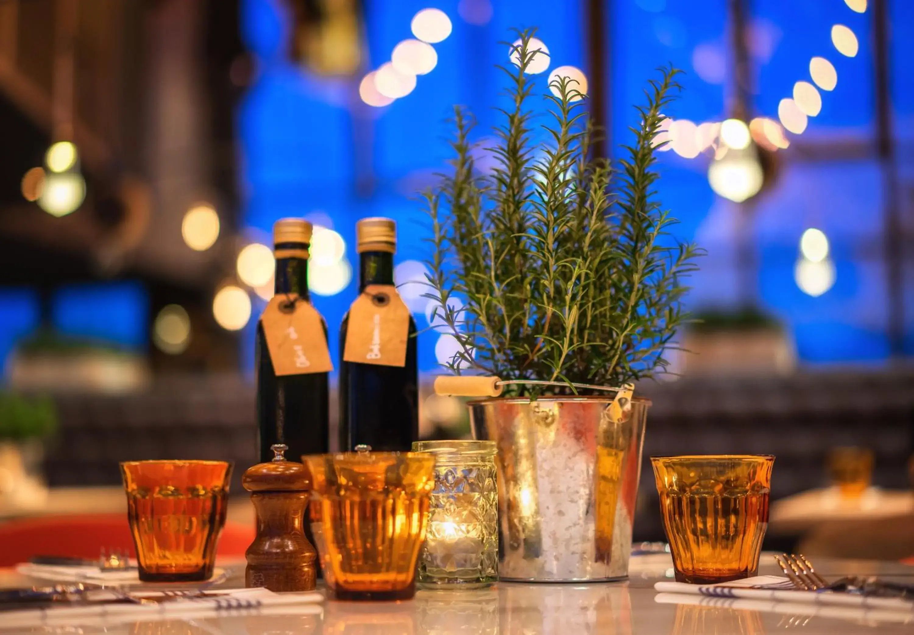 Restaurant/places to eat in Radisson Hotel Zurich Airport Restaurant/places to eat in Radisson Hotel Zurich Airport