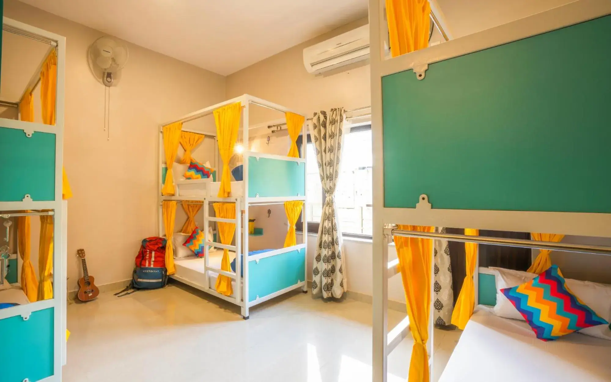 bunk bed, Bed in goSTOPS Rishikesh, Lakshman Jhula bunk bed, Bed in goSTOPS Rishikesh, Lakshman Jhula