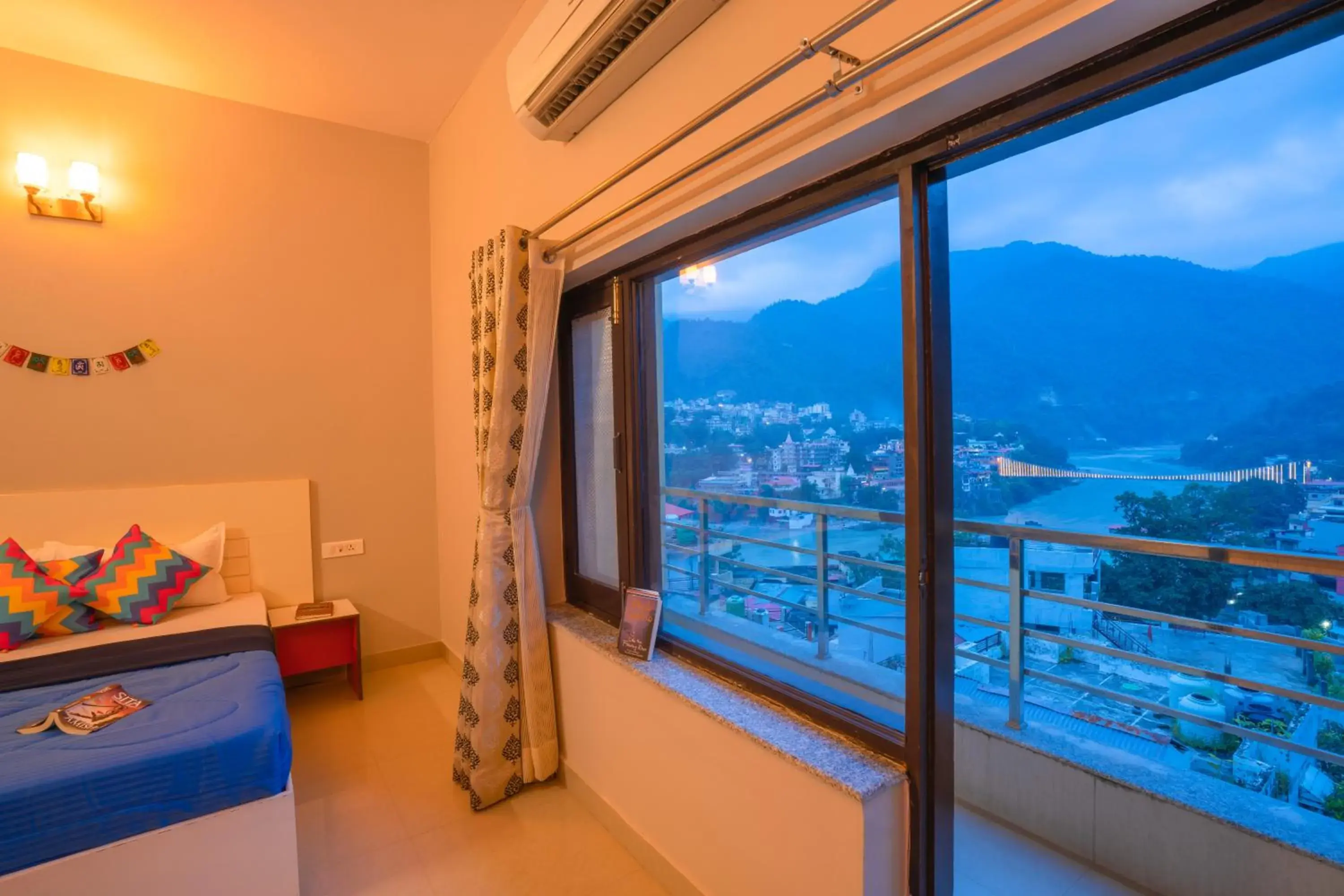 View (from property/room), Bed in goSTOPS Rishikesh, Lakshman Jhula View (from property/room), Bed in goSTOPS Rishikesh, Lakshman Jhula