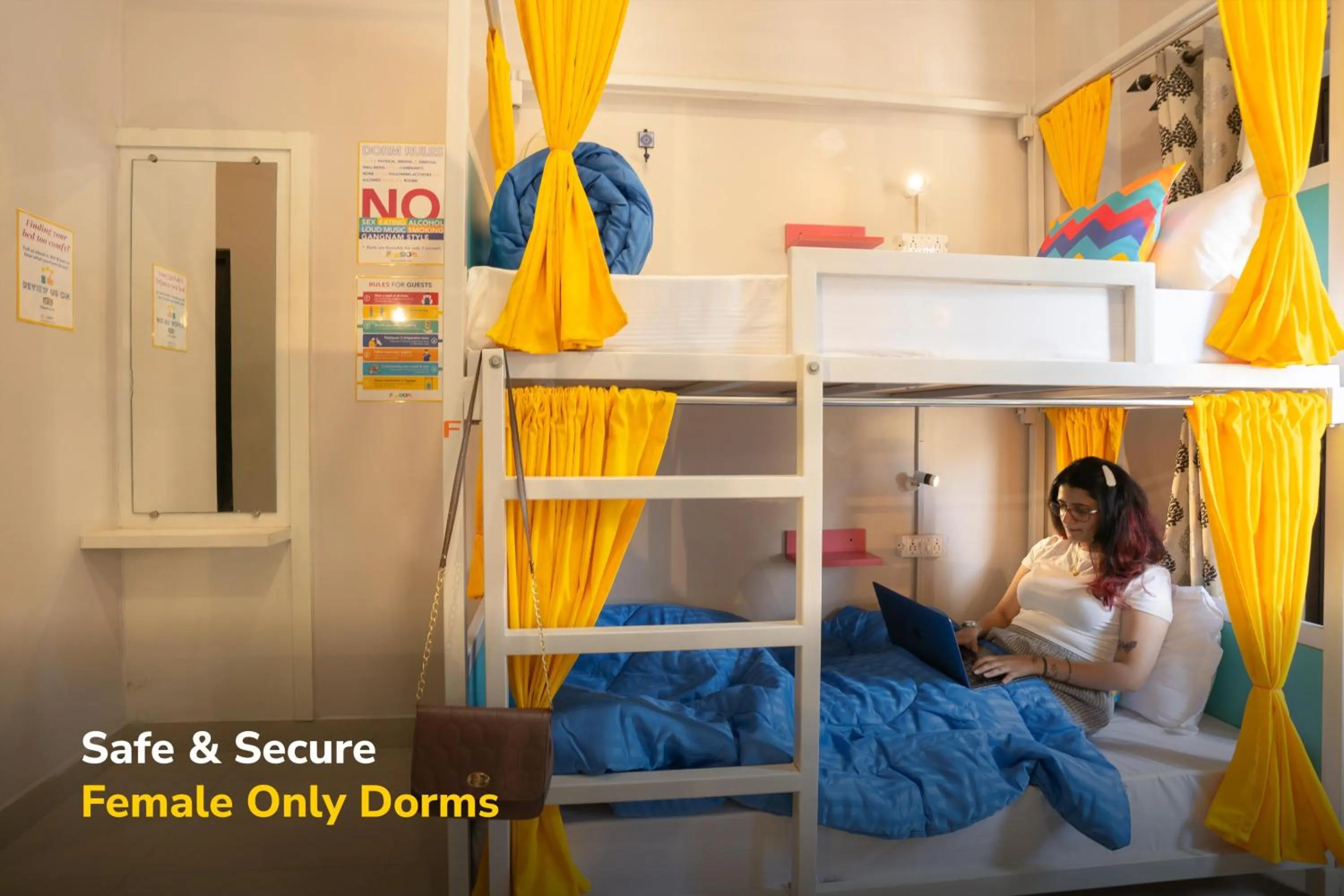 Bed in goSTOPS Rishikesh, Lakshman Jhula