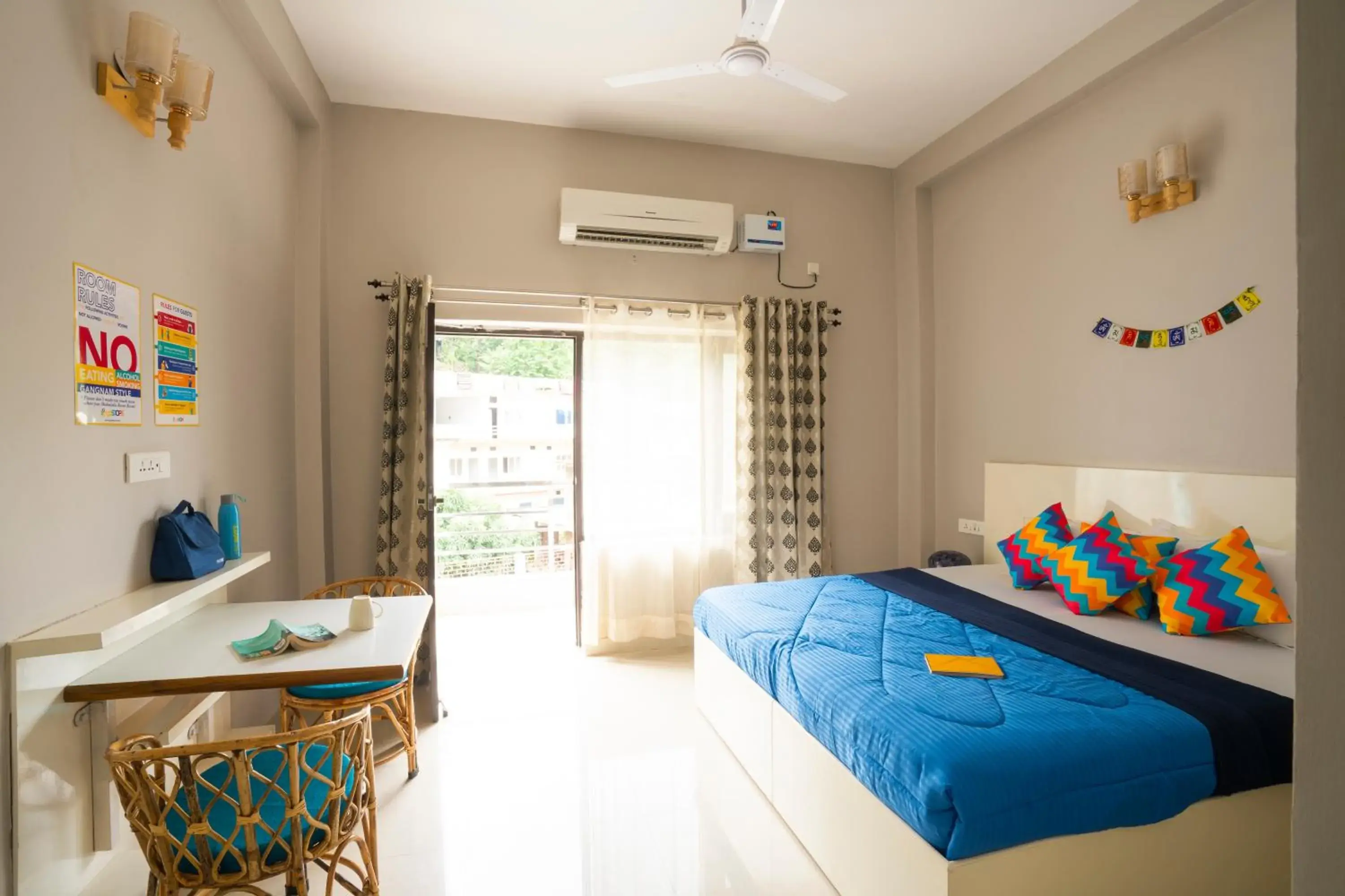 Bed in goSTOPS Rishikesh, Lakshman Jhula Bed in goSTOPS Rishikesh, Lakshman Jhula