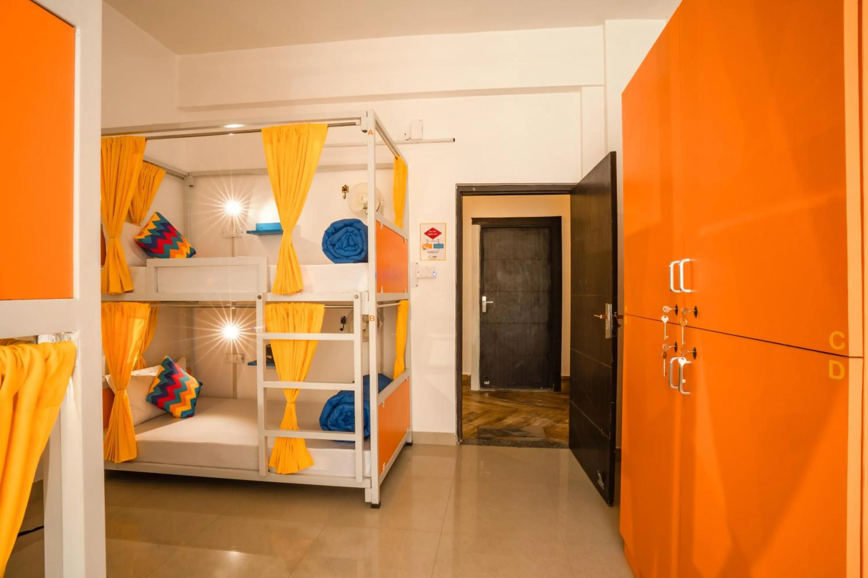 Bed in goSTOPS Rishikesh, Lakshman Jhula