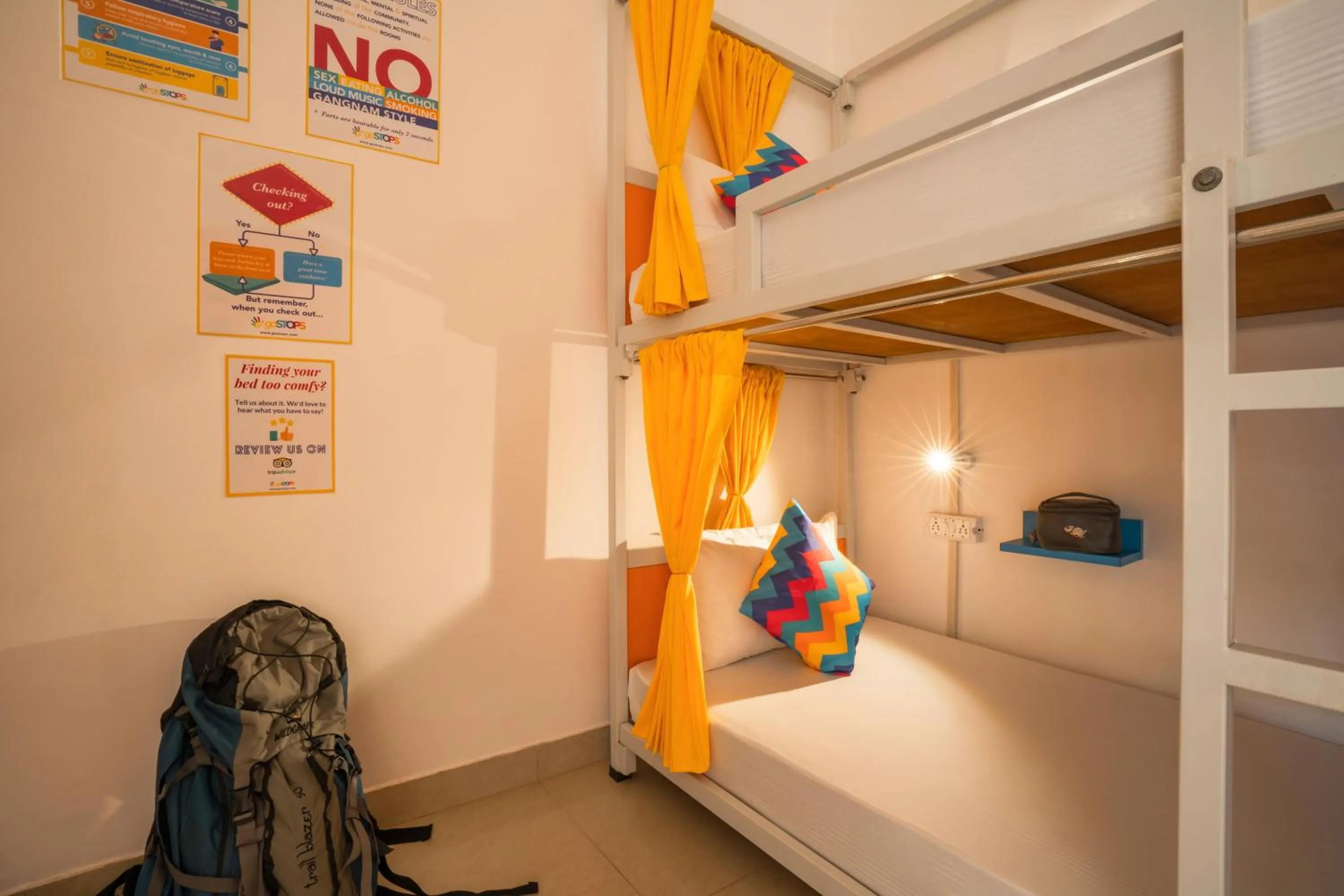 Bed in goSTOPS Rishikesh, Lakshman Jhula