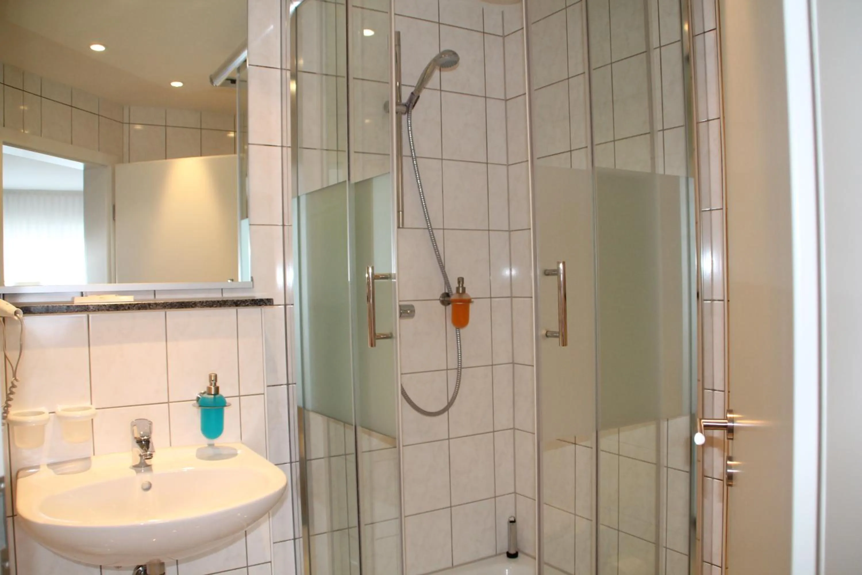 Bathroom in Trip Inn Hotel Zum Riesen Hanau