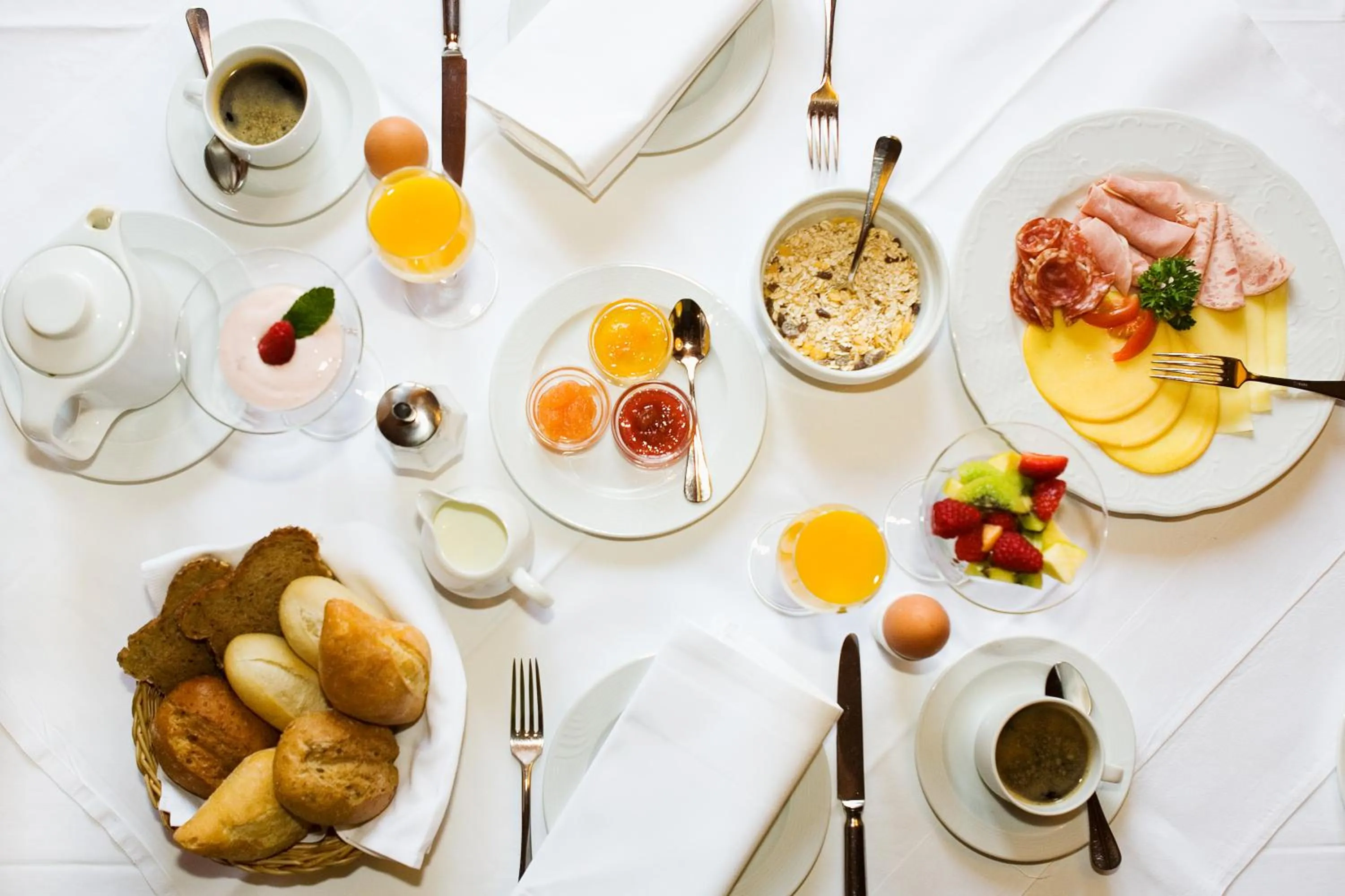 Continental breakfast in Hotel Hirsch